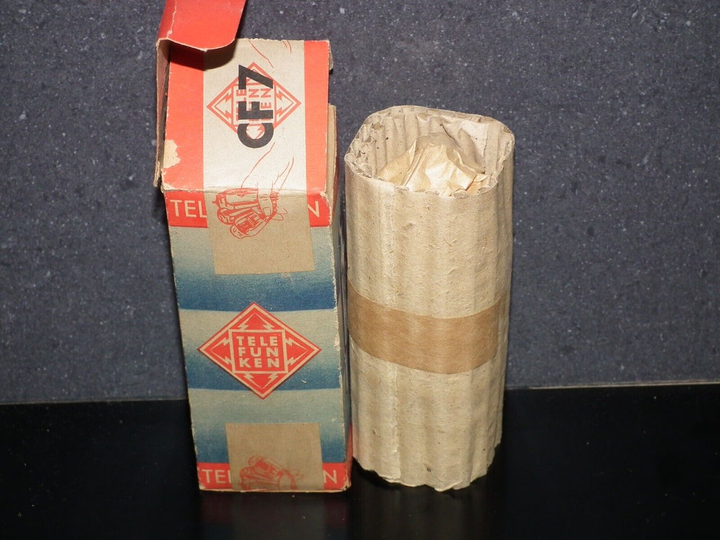 CF7 Telefunken NOS NIB