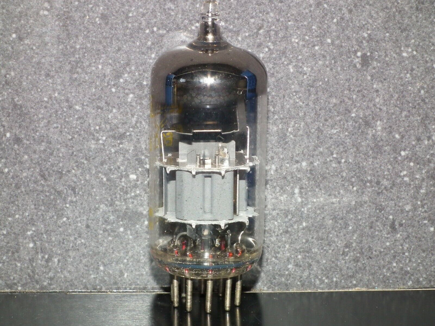 ECC88 Mullard 6DJ8 RARE Gray Shield Big O Getter Heerlen 60s Used Tested NOS