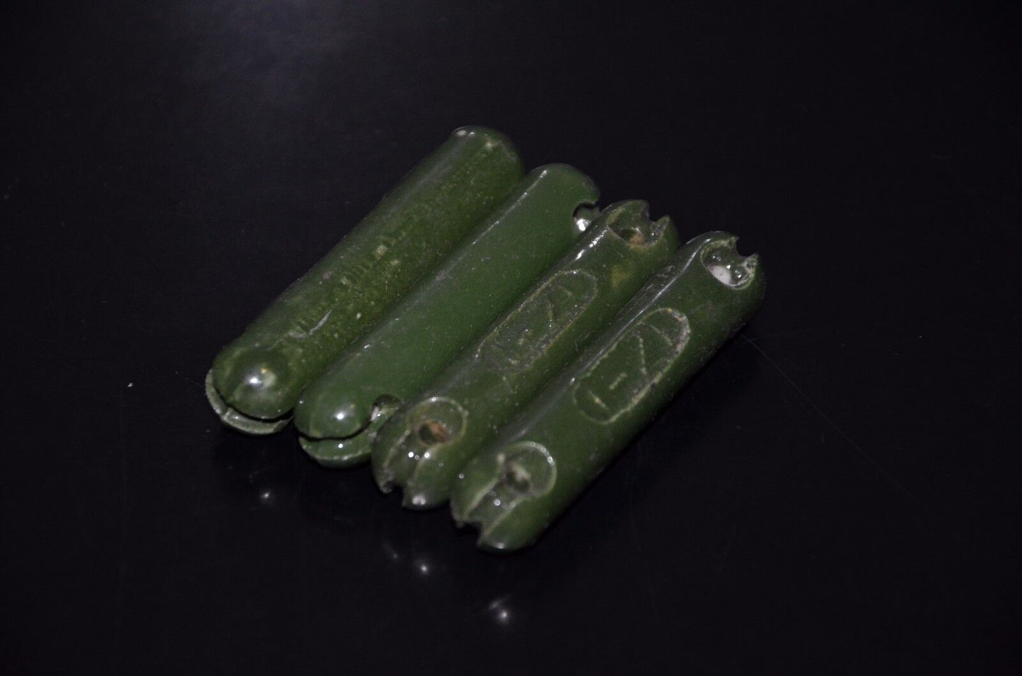 Four (4 pcs) NOS Vintage Ceramic Antenna Insulators for HF SW radio