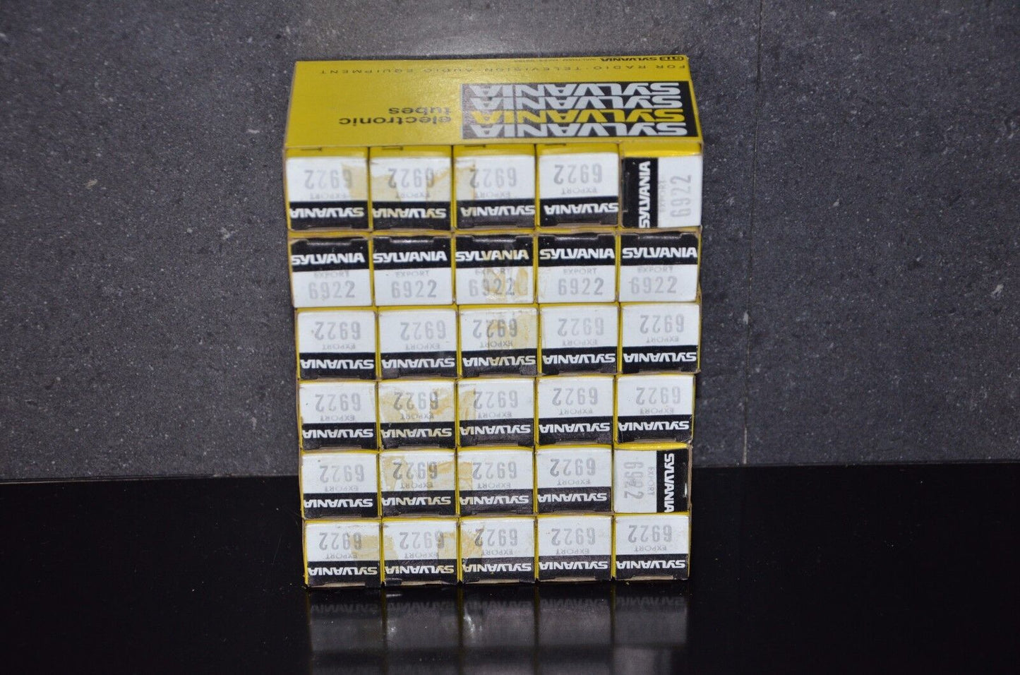 E88CC 6922 Sylvania NOS Low Noise tube (1 pcs) in original box USA
