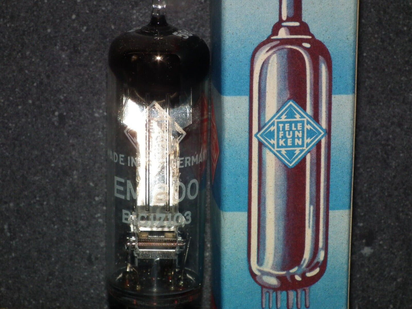 EM800 Telefunken NOS NIB Rare Magic Eye Tuning eye tube - Diamond Bottom -Tested