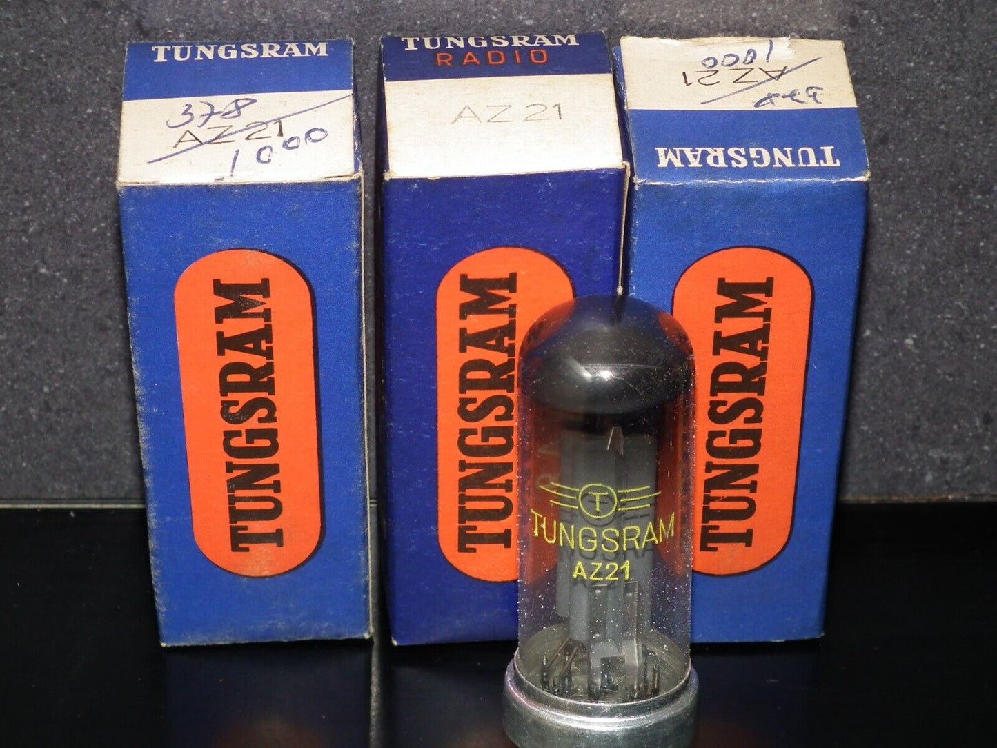 AZ21 Tungsram NOS NIB