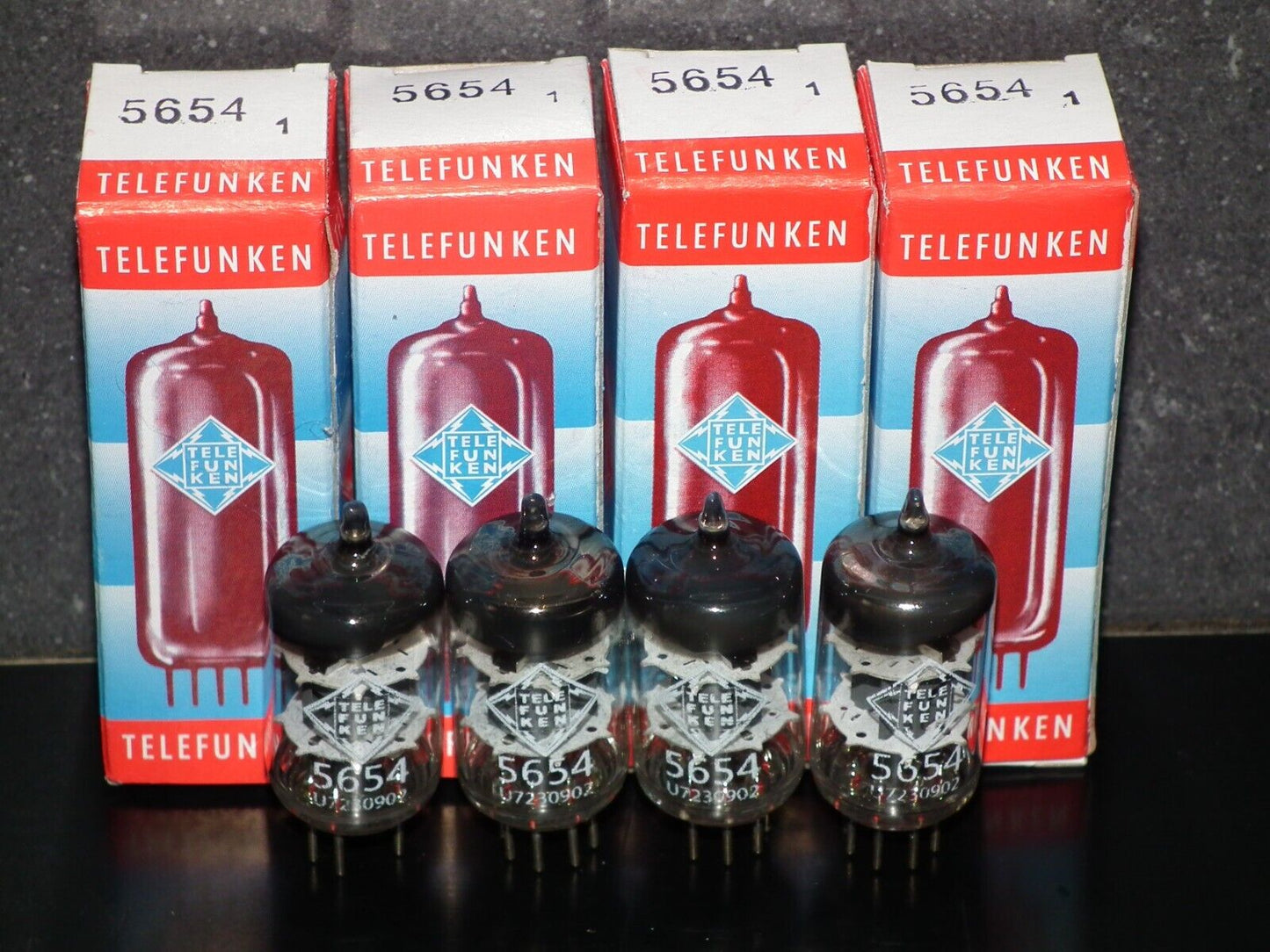 Platinum Matched Quad Telefunken 5654 6AK5 EF95 NOS NIB Ulm Diamond Bottom DB