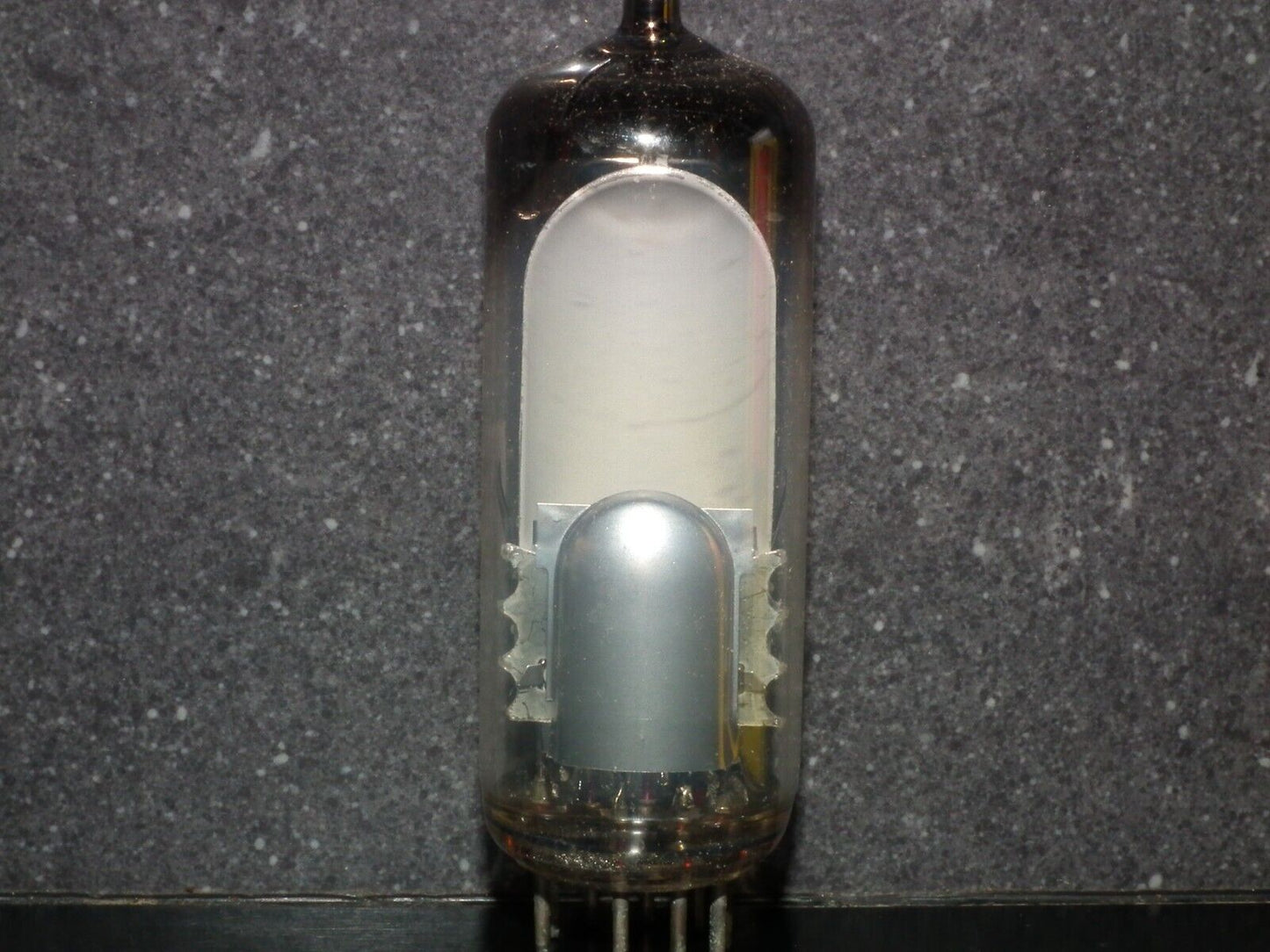 One (1 pcs) EM80 Valvo NOS NIB Tuning Indicator Tube Magic Eye