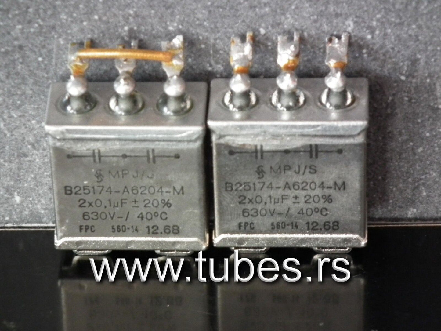 Two vintage Siemens PIO capacitors 2 x 0.1 uF / 630V Klangfilm tube audio