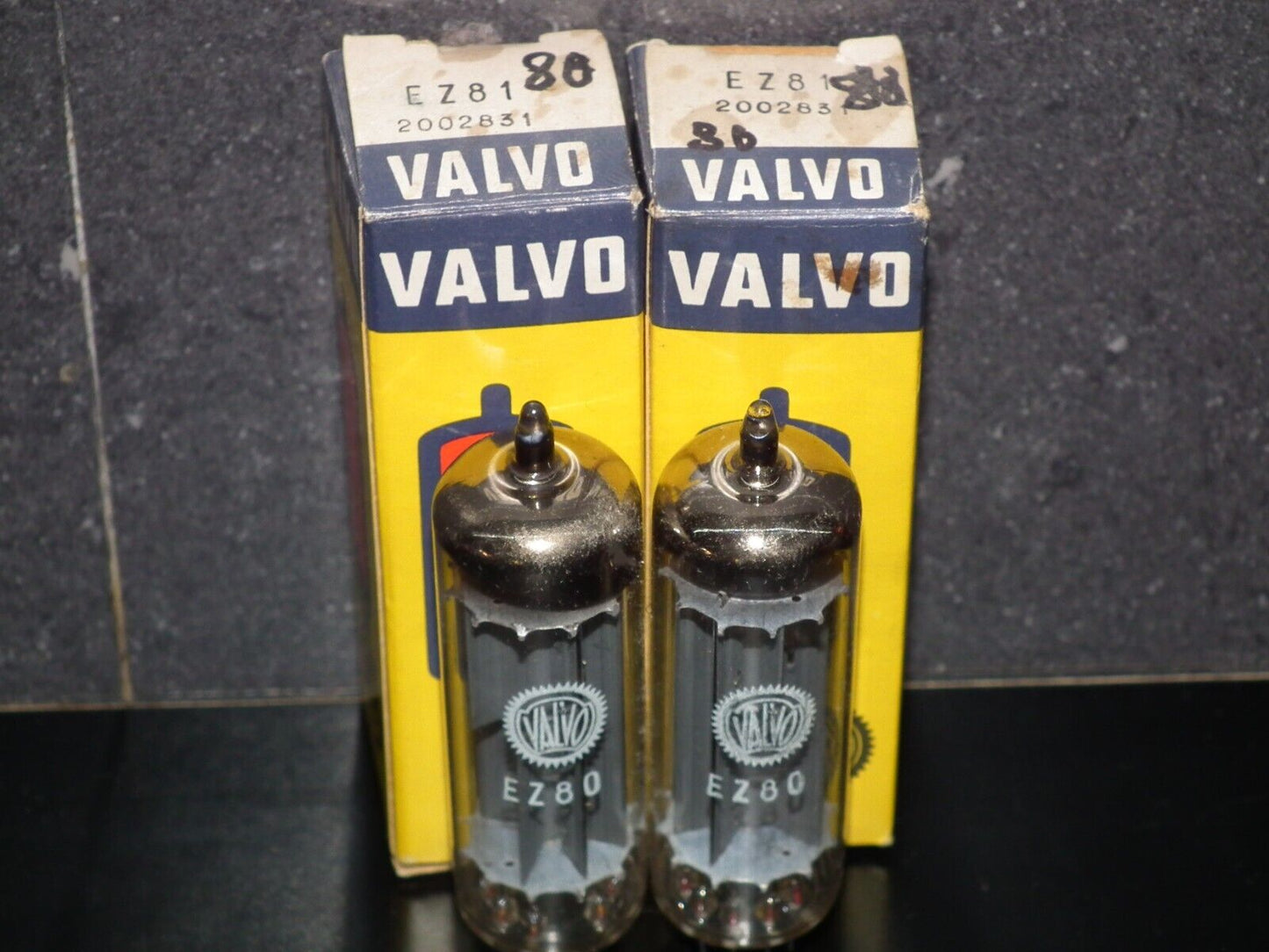 One (1 tube) EZ81 Valvo 6CA4 NOS NIB Stamped EZ80 by mistake