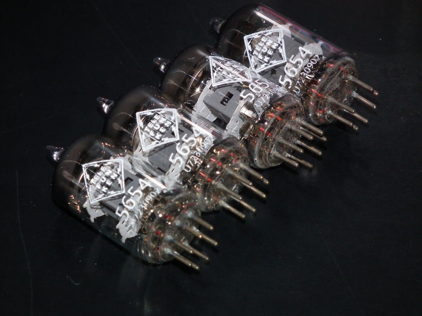 Platinum Matched Quad Telefunken 5654 6AK5 EF95 NOS NIB Ulm Diamond Bottom DB