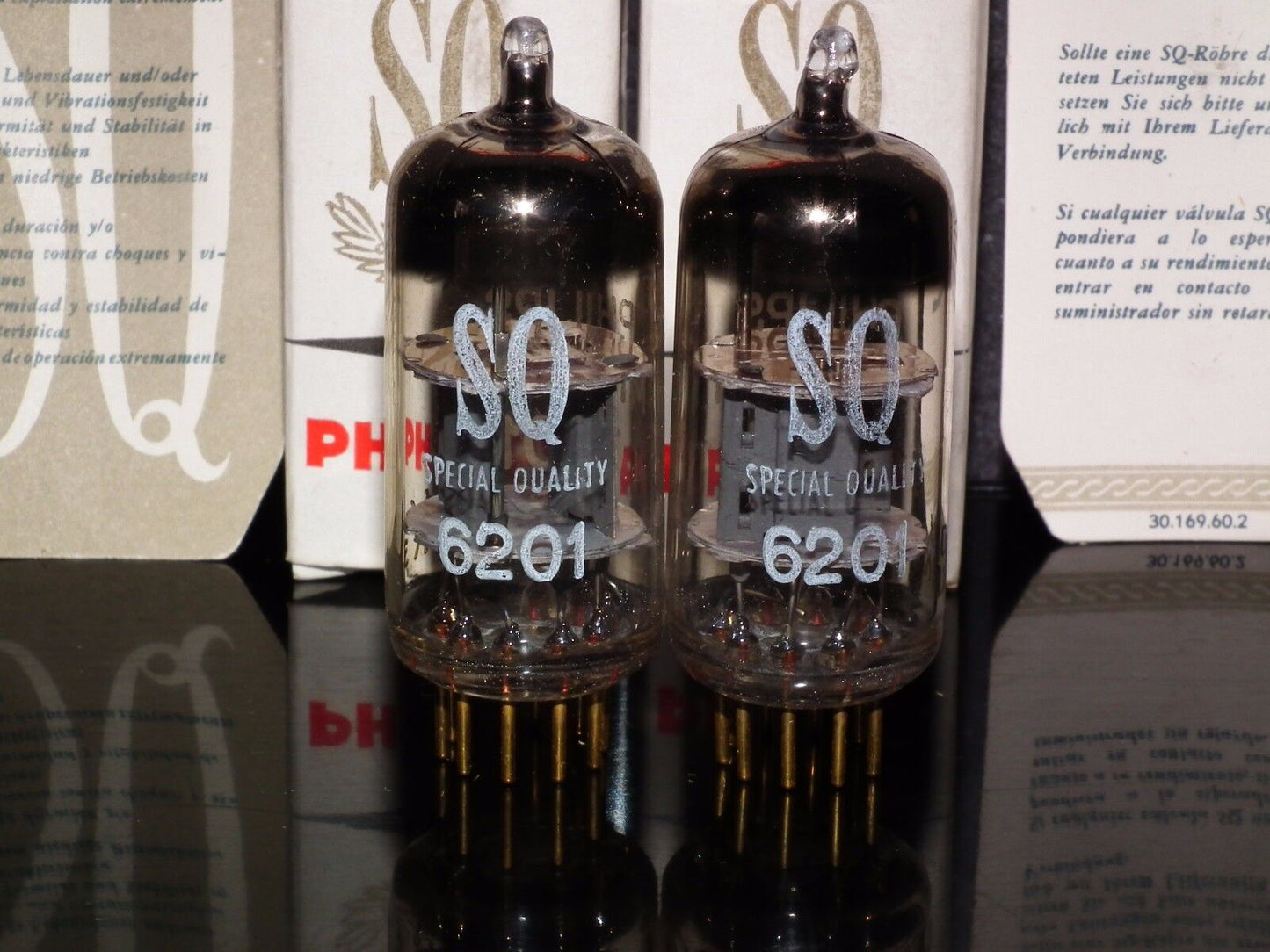 Philips 6201 ECC81 12AT7 E81CC NOS matched pair Made by Valvo 1962 Gold Pins