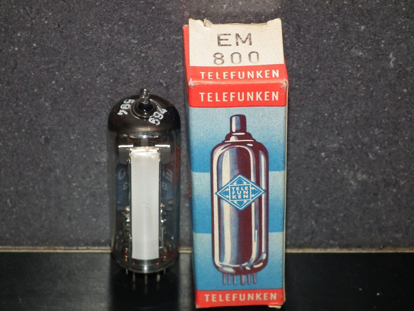 EM800 Telefunken NOS NIB Rare Magic Eye Tuning eye tube - Diamond Bottom -Tested