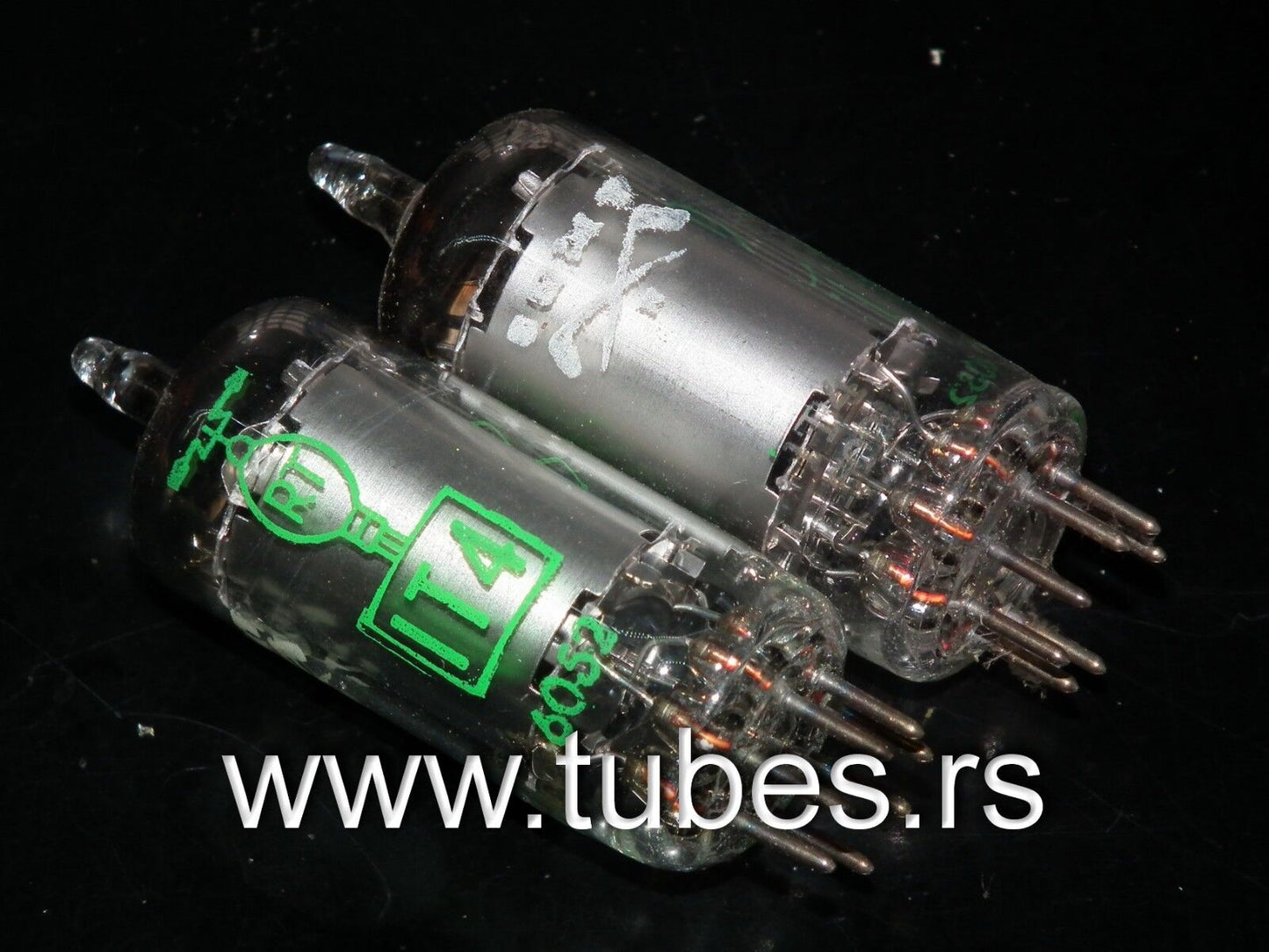 1T4 DF91 RTC NOS NIB rare old inclined square getter 1T4