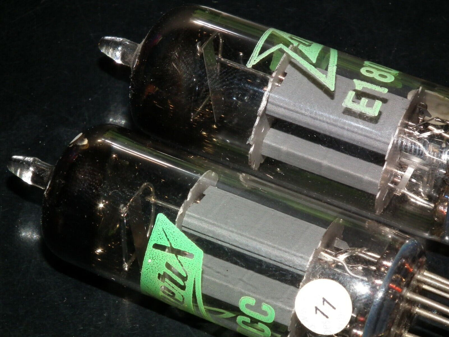 E180CC Philips Zaerix 5965 7062 Platinum matched pair CROSSFOIL D Getter used 90