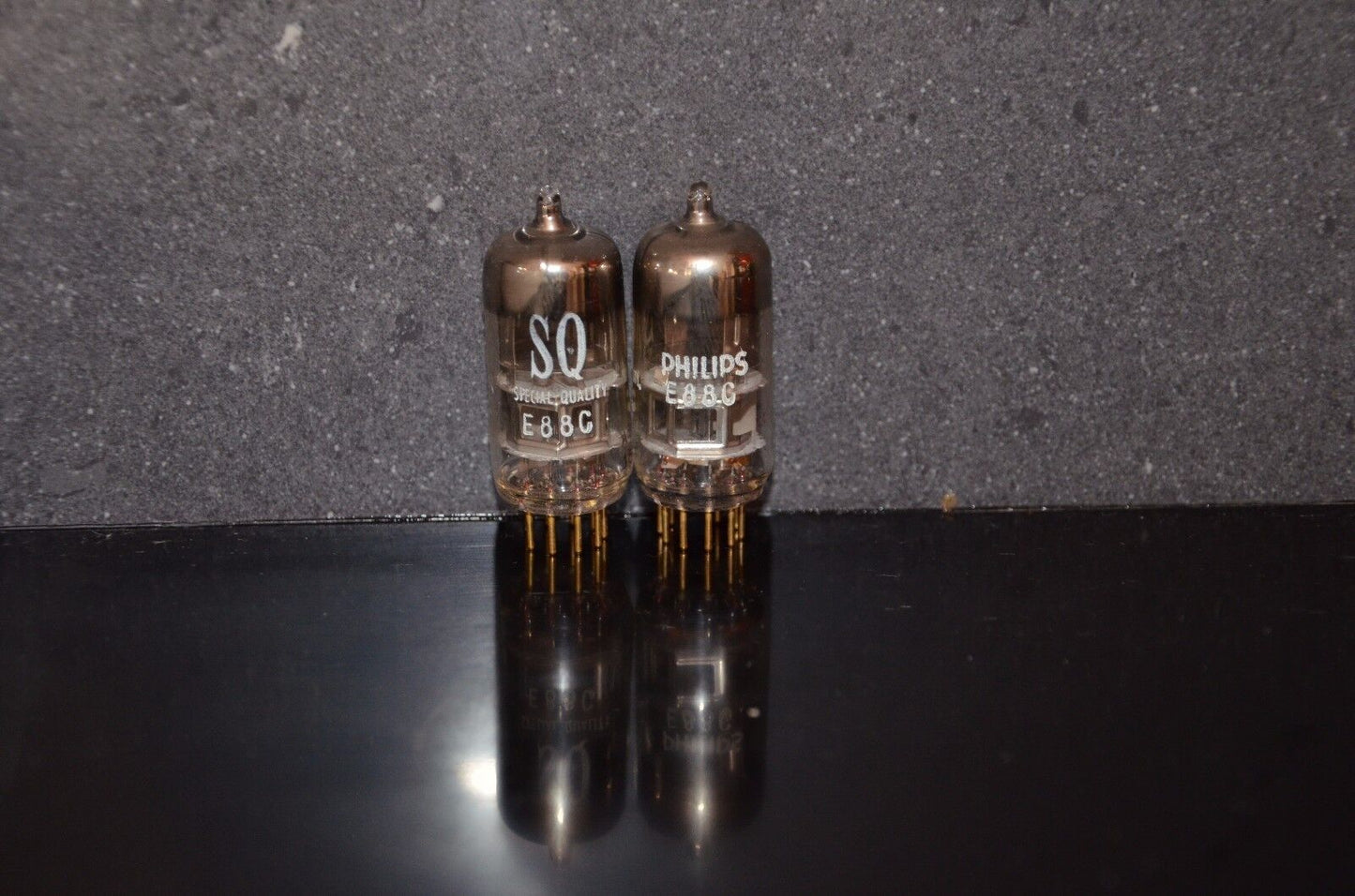 E88C Philips 8255 NOS Low Noise Triode Delta Heerlen Code