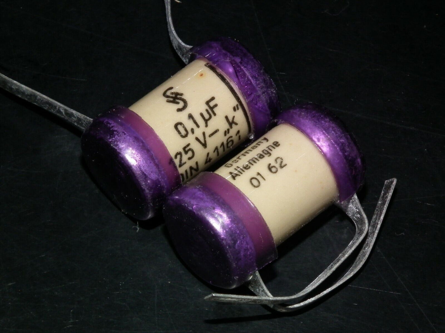 Two vintage Sikatrop Capacitors 0.1mfd 125V Siemens Klangfilm Hi End 100nF 125V