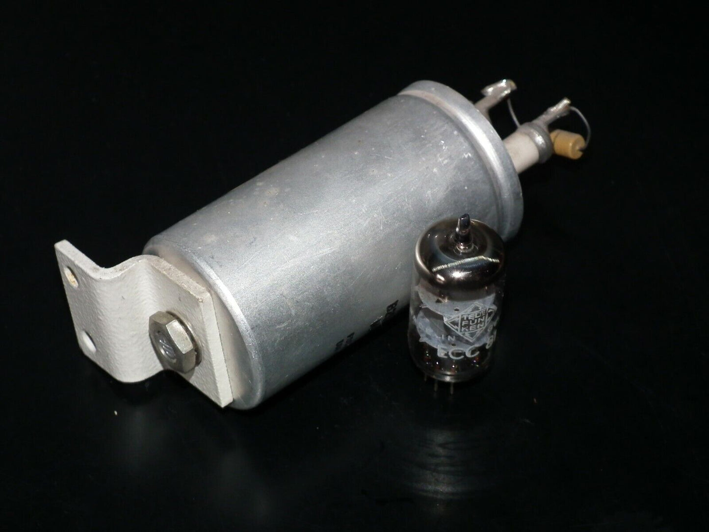 One vintage Siemens PIO capacitor 4u 1000V Klangfilm Made in West Germany 1975