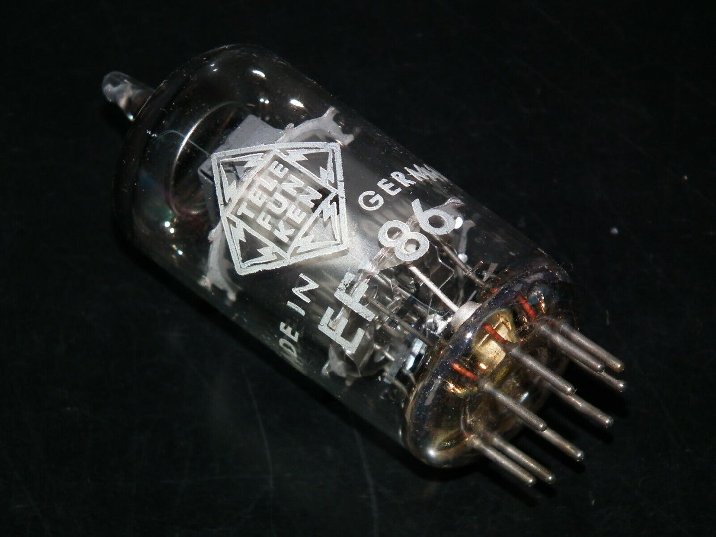EF86 Telefunken Silver Anodes, Diamond bottom, USED - TESTED NOS 100% Good Logos