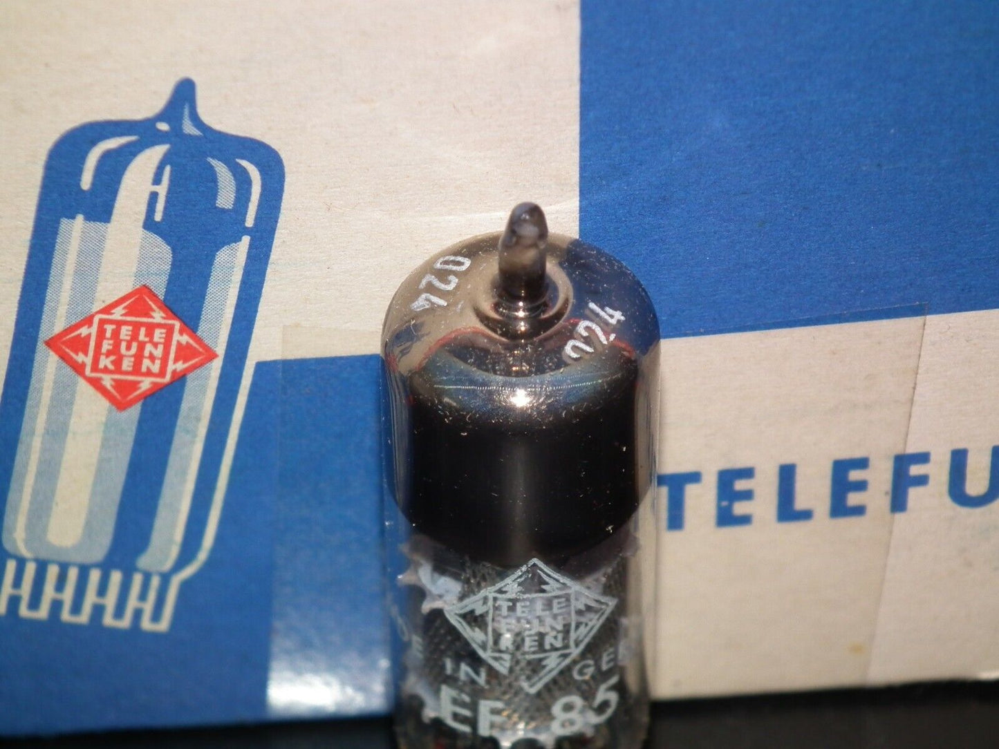 EF85 Telefunken 6BY7 NOS NIB West Germany