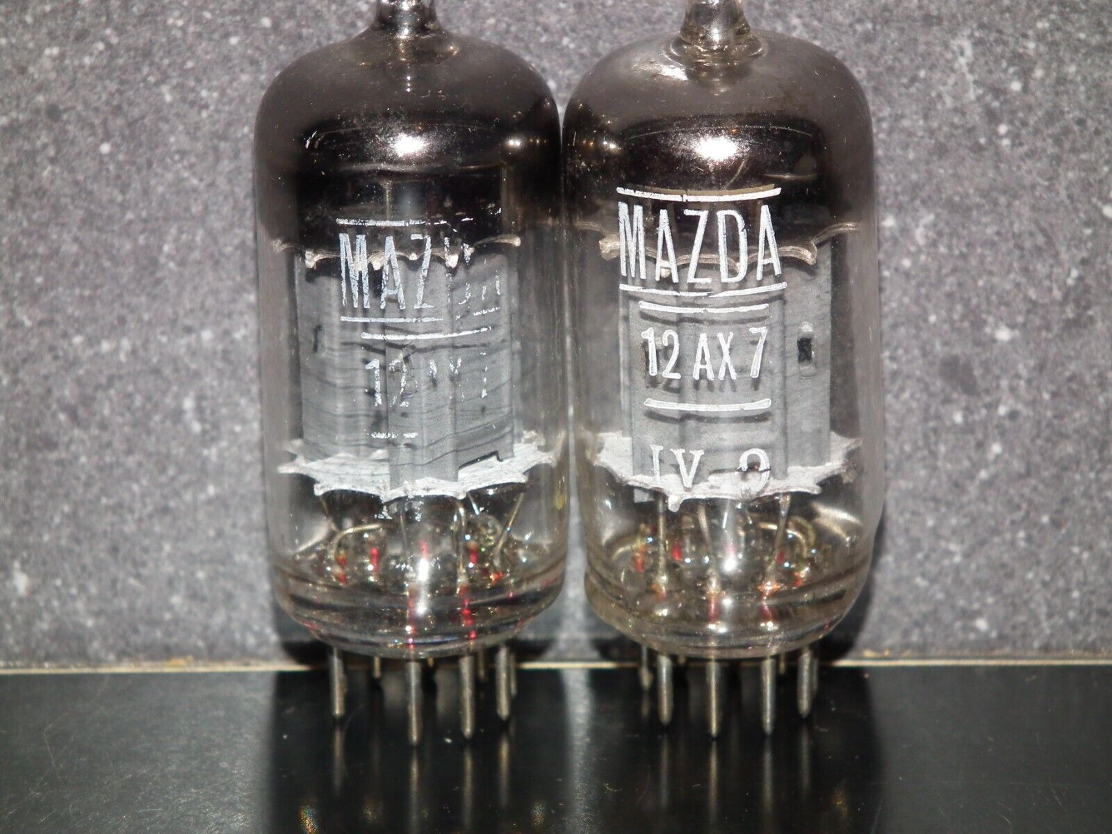 ECC83 12AX7 MAZDA MINIWATT SILVER PLATES TUBE VALVE RÖHRE LAMPE VALVOLA ECC83 12AX7 MAZDA MINIWATT SILVER PLATES TUBE VALVE RÖHRE LAMPE VALVOLA