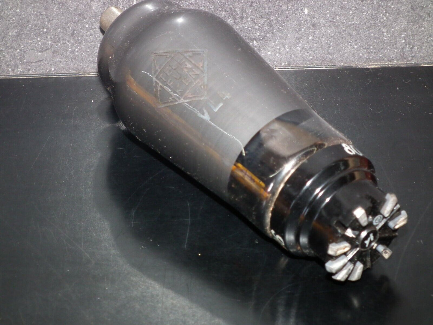VL4 Telefunken NOS NIB tested 100%