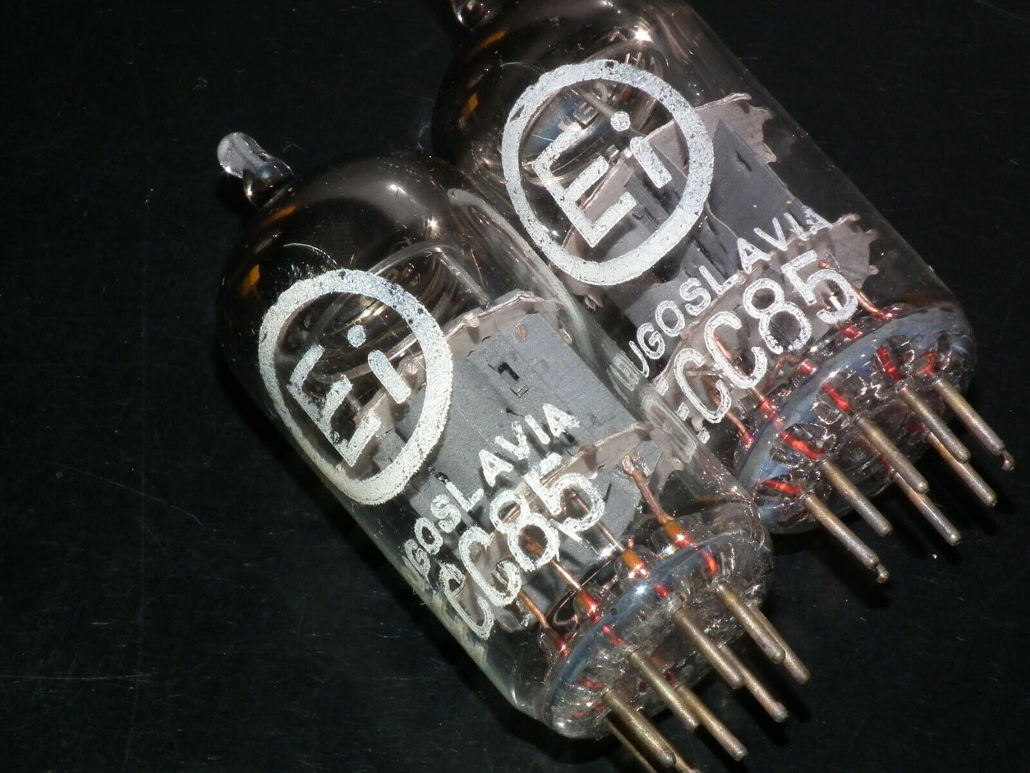 One tube (1pcs) ECC85 6AQ8 EI Philips NOS NIB Old type early 70s