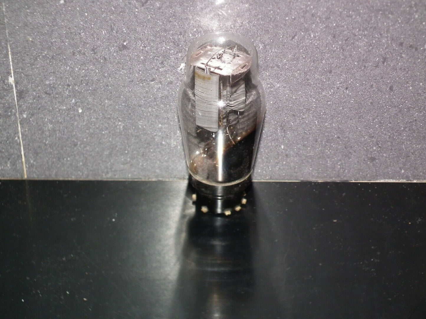 AZ1 Philips, USED tested 70%, perfect getter and base