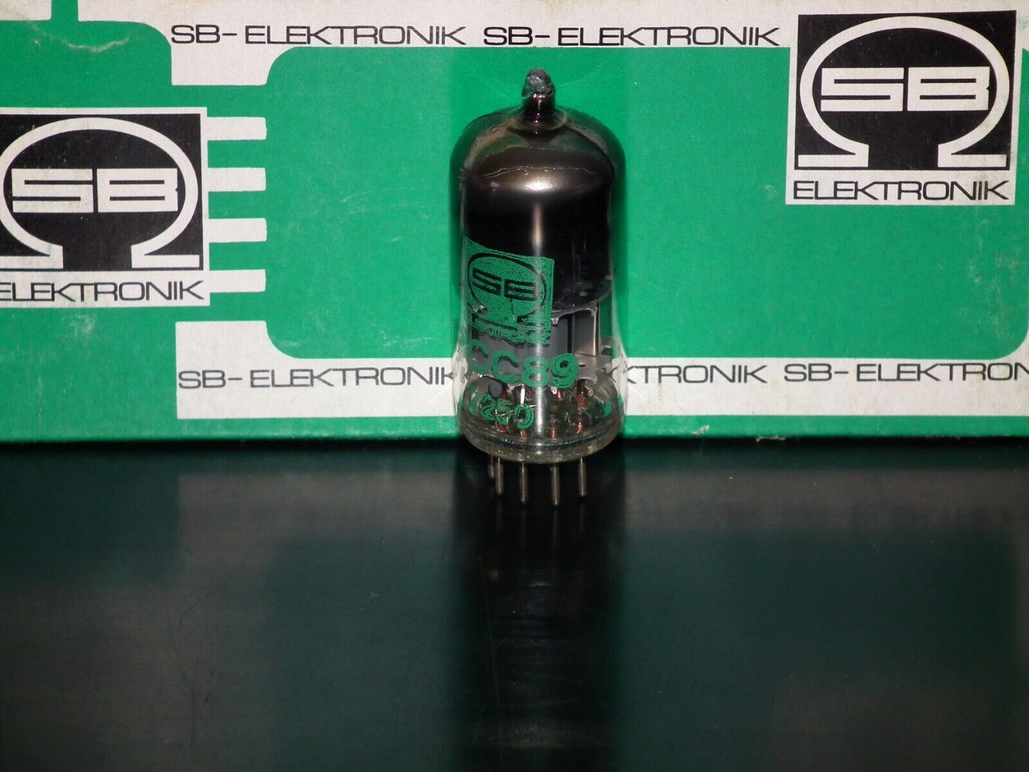 PCC89 Mullard 7FC7 SB Elektronik NOS NIB Mullard Blackburn production 1970