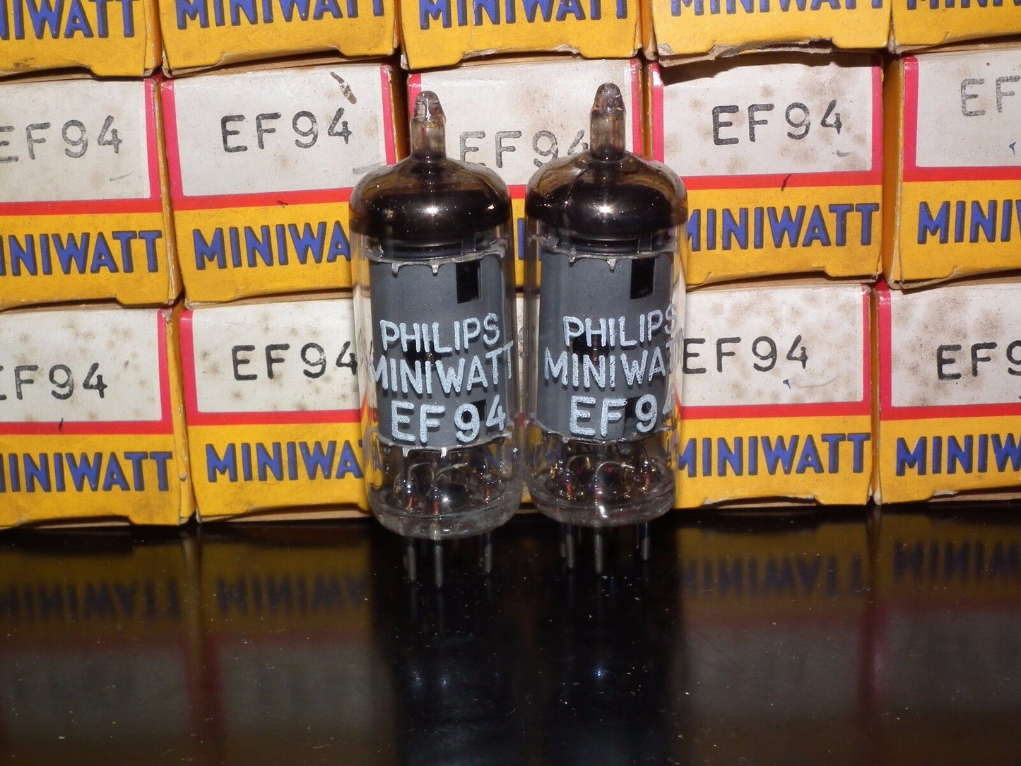 NOS NIB EF94 6AU6 Mullard (Blackburn tube plant 1963, rebranded Philips)
