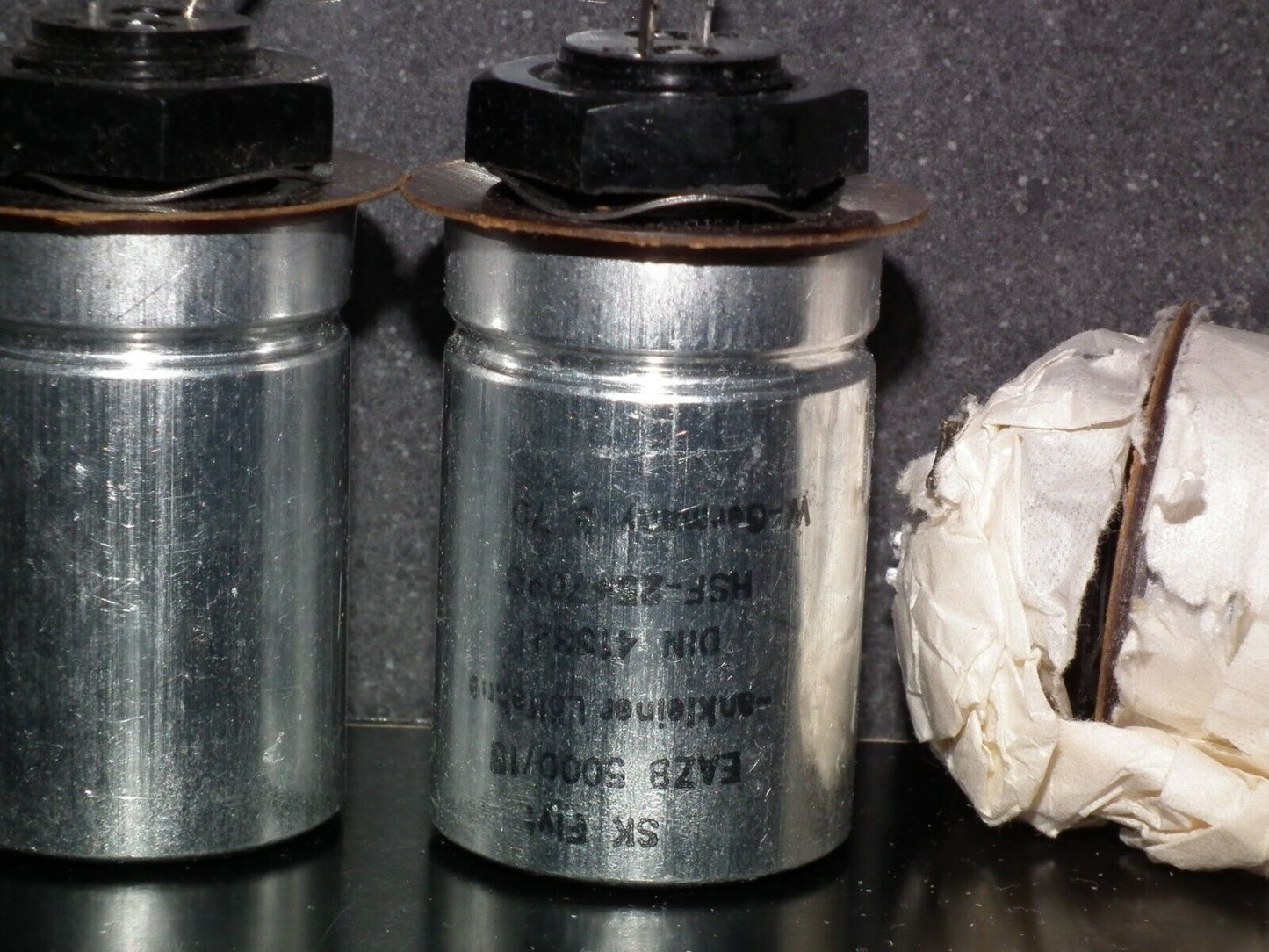 One vintage electrolytic capacitor SK Elyt 5000uF 16V NOS Made in West Germany