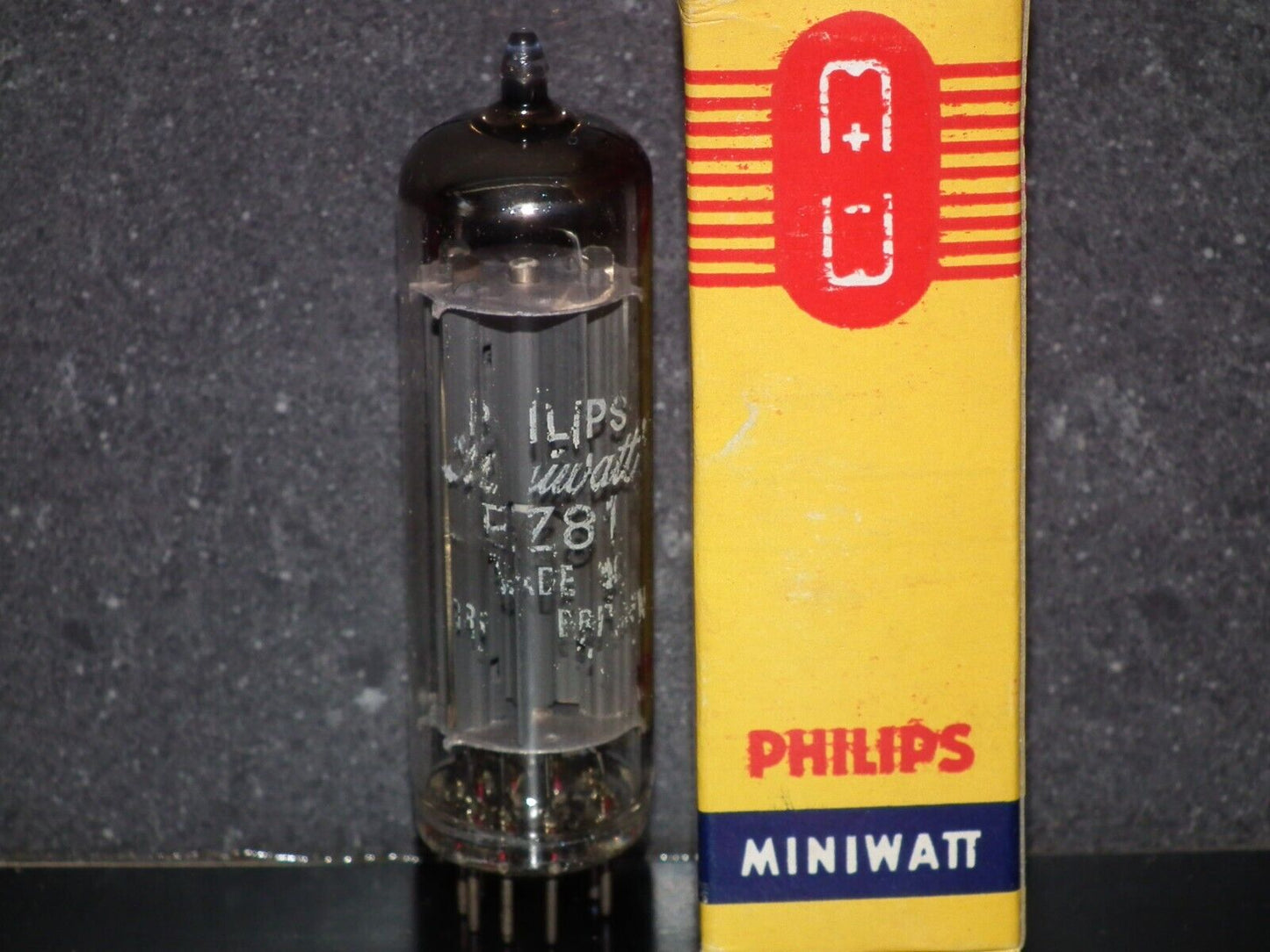 EZ81 Mullard 6CA4 NOS NIB Rebranded Philips Miniwatt Blackburn UK