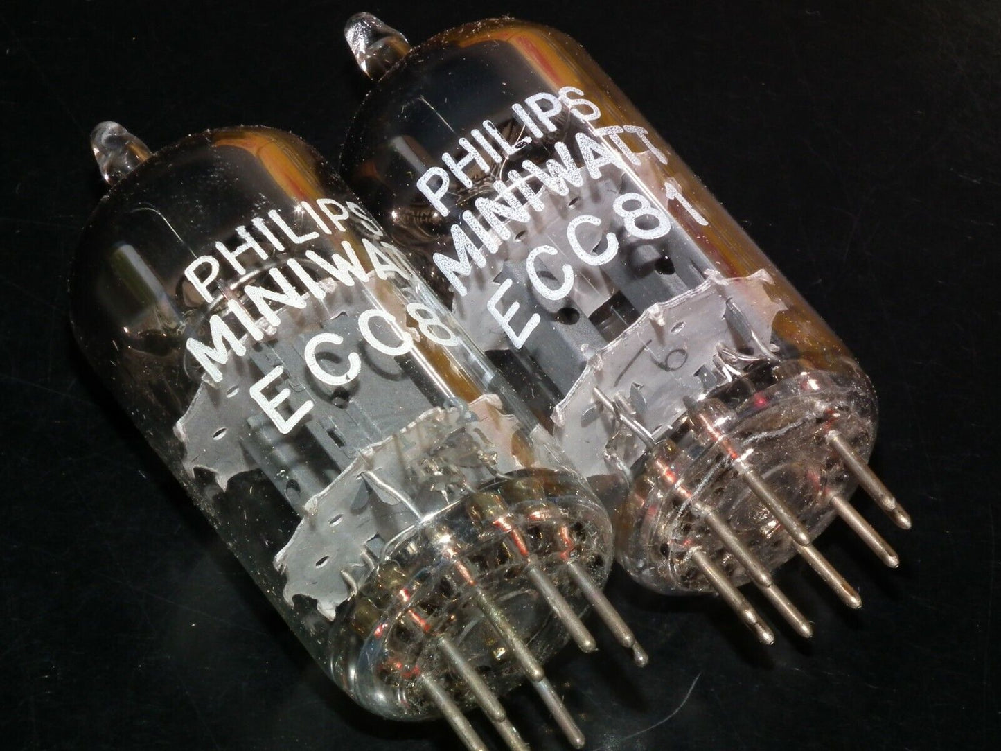 One (1 pcs) Philips ECC81 (12AT7) NOS NIB Tk2 Big Ring Getter 1963