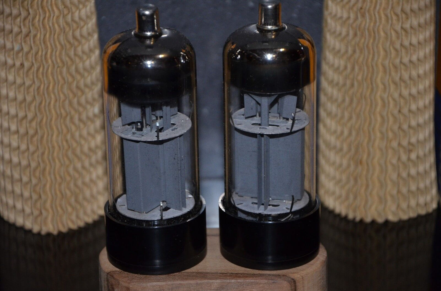 Platinum Matched Pair Siemens E130L NOS in original boxes (7534)