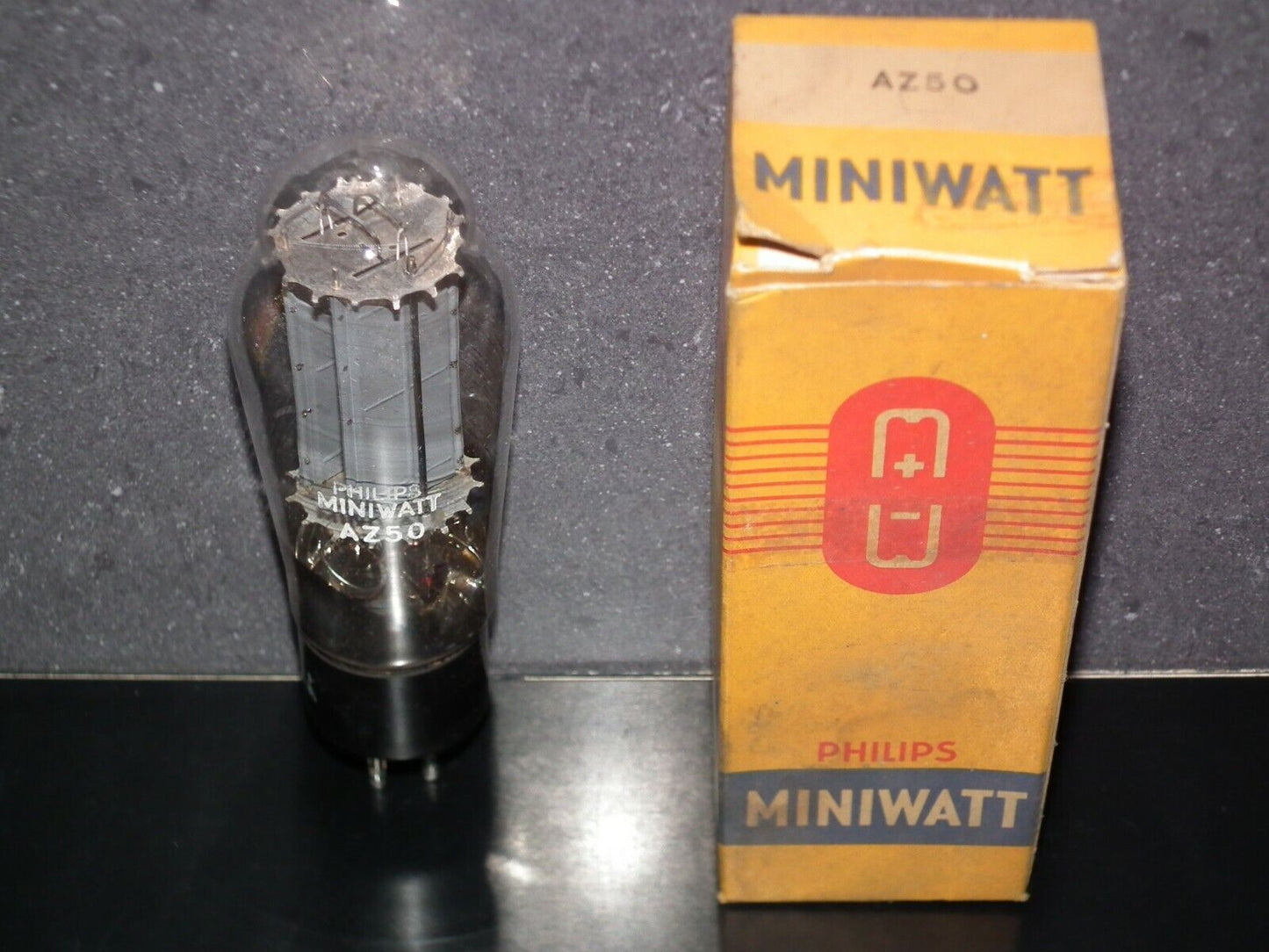 AZ50 Philips rectifier NOS NIB, dual OO getter, Blackburn 1960, WELDED PLATES