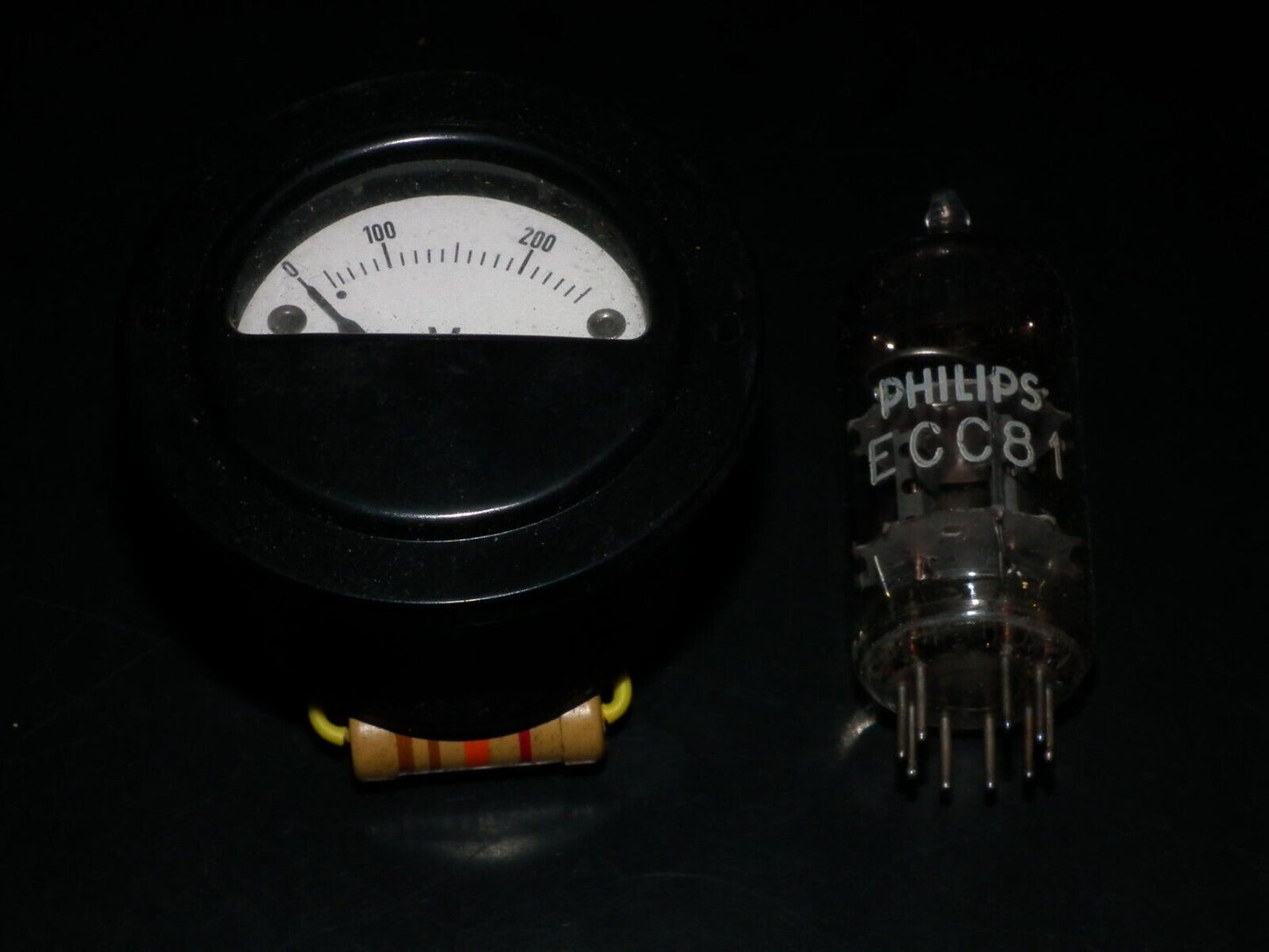One Vintage Neuberger Instrument Voltmeter 0 - 250V NOS New Old Stock Retro Look