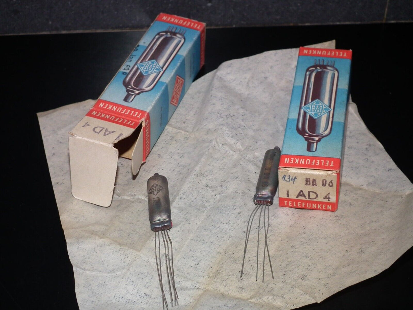 One tube (1 pcs) Telefunken 1AD4 tubes Made in West Germany NOS NIB