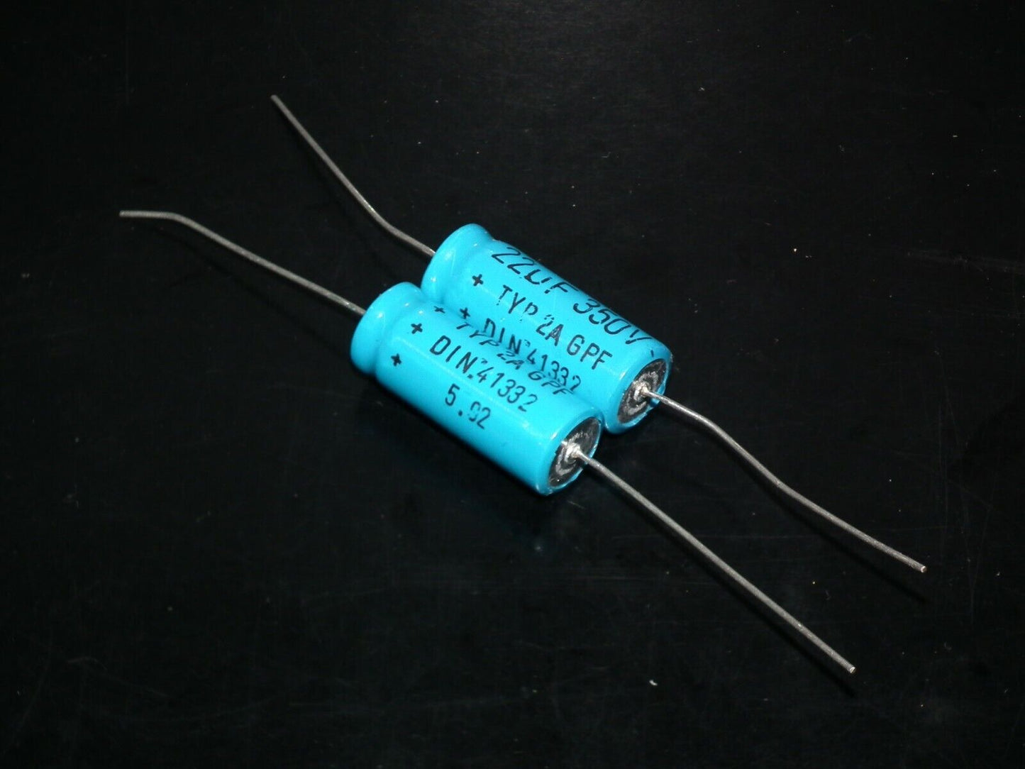 Two vintage NOS F&T electrolytic capacitors 22uF 350V Made in West Germany 70s