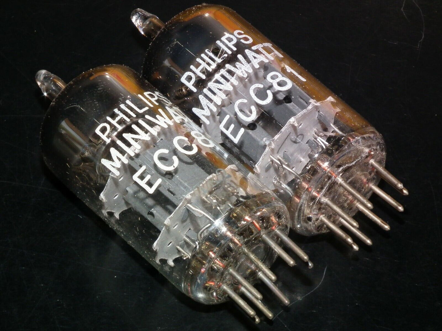One (1 pcs) Philips ECC81 (12AT7) NOS NIB Tk2 Big Ring Getter 1963