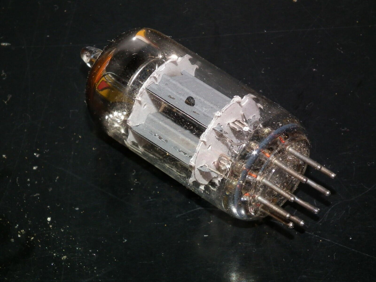 ECC82 12AU7 Philips Heerlen 1965 Delta codes NOS NIB strong, balanced sections