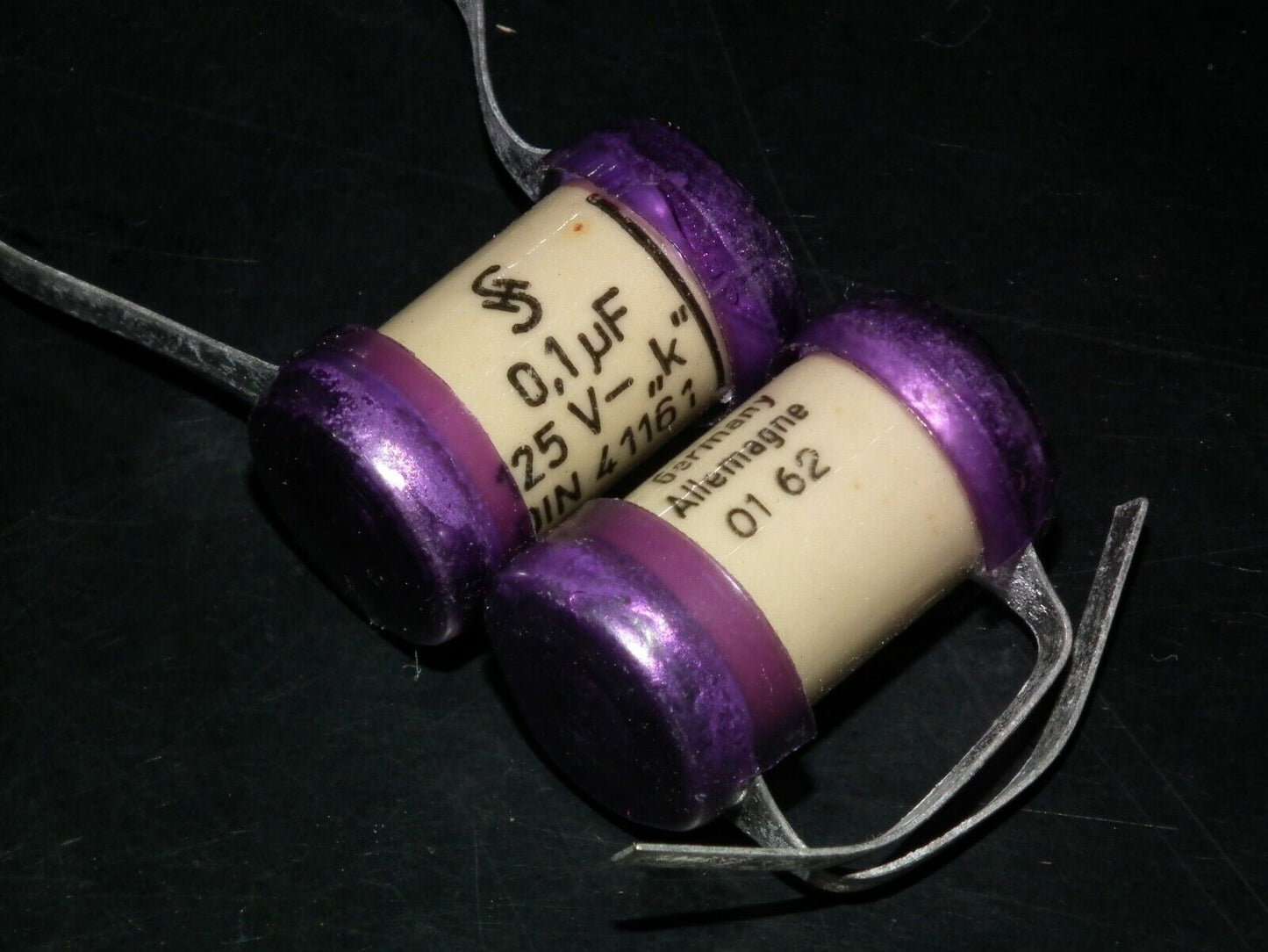 Two vintage Sikatrop Capacitors 0.1mfd 125V Siemens Klangfilm Hi End 100nF 125V