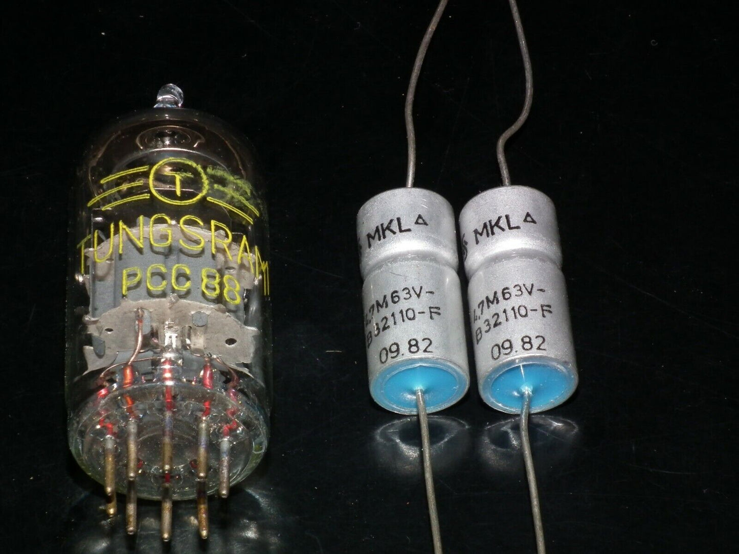 Two NOS vintage Siemens MKL Capacitors 4.7mfd 63V Klangfilm West Germany 1968