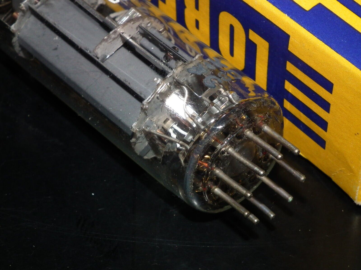 One (1 tube) PCL86 14GW8 Lorenz NOS NIB
