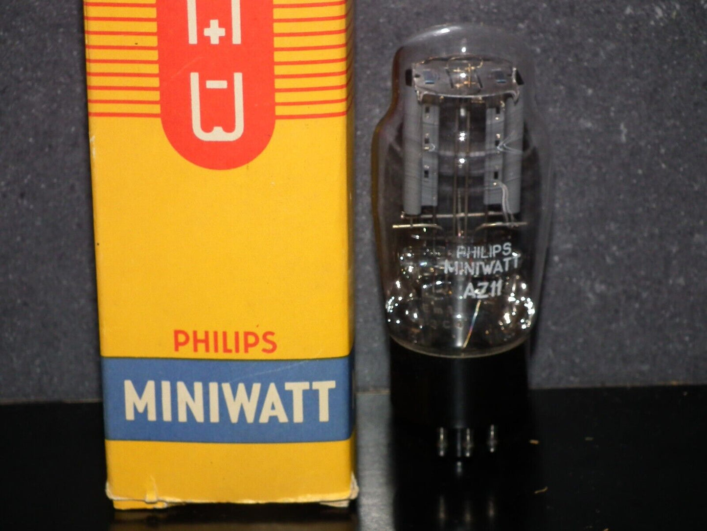 AZ11 Philips NOS NIB rectifier Mullard Blackburn, tested 100%, balanced section