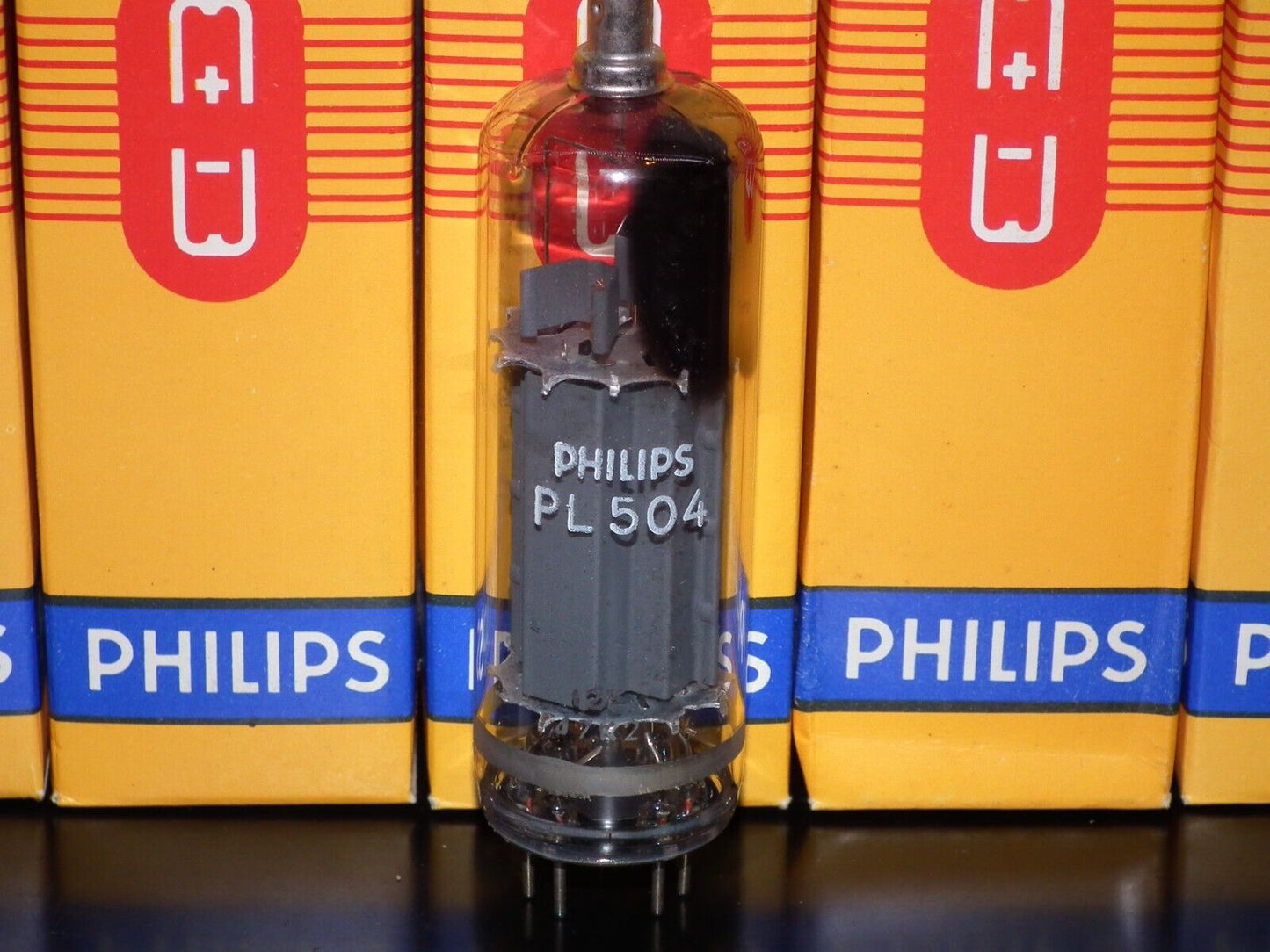 PL504 Philips NOS NIB - Holland Heerlen 1967 RARE Side Getter