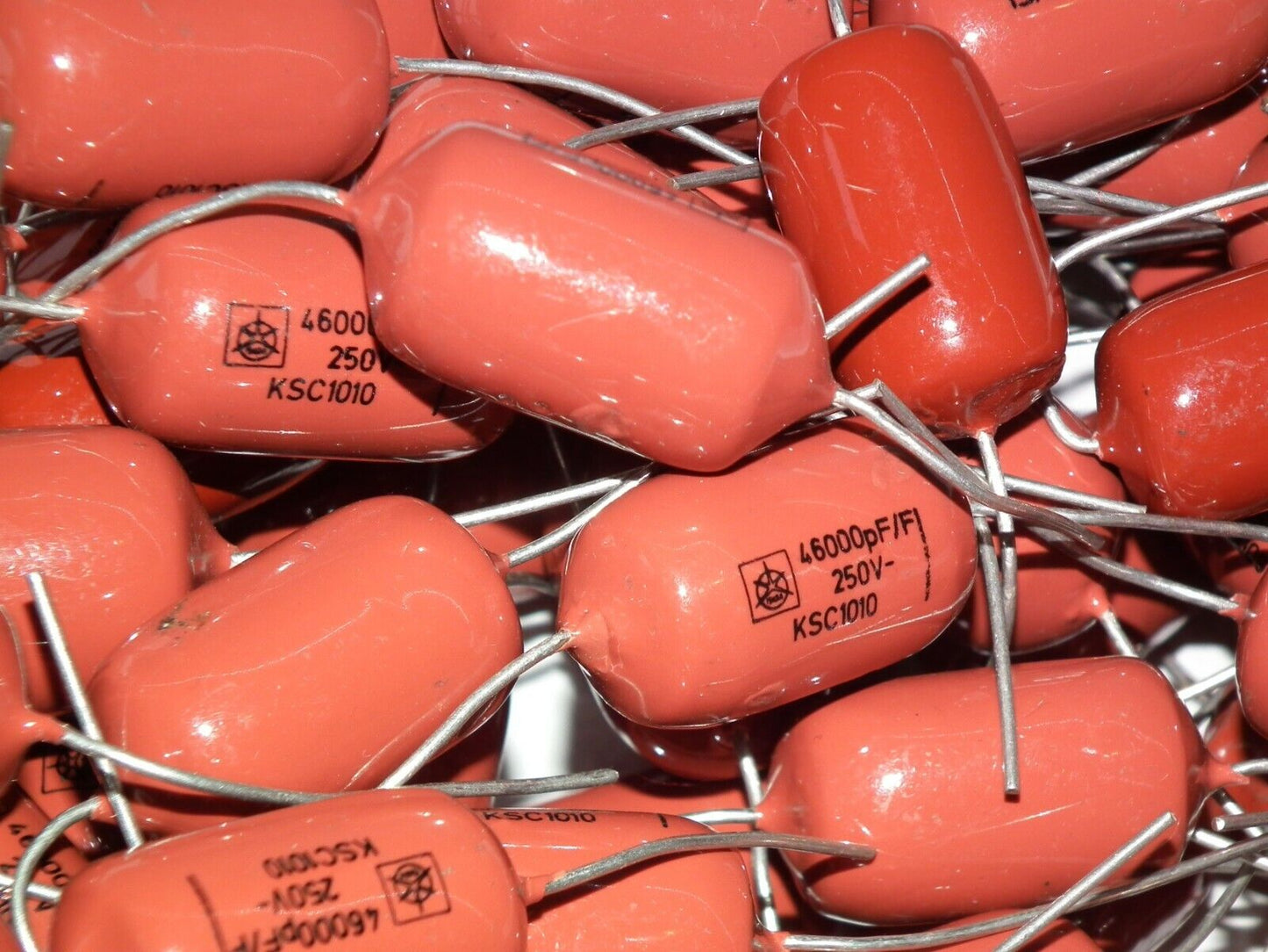 Two polystyrene capacitors 46000pF 0.046uF 250V ISKRA SIEMENS 1974 HI End Tube