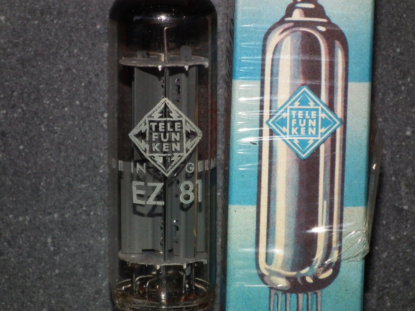 EZ81 Telefunken 6CA4 NOS NIB Made by Mullard, Blackburn in 1967
