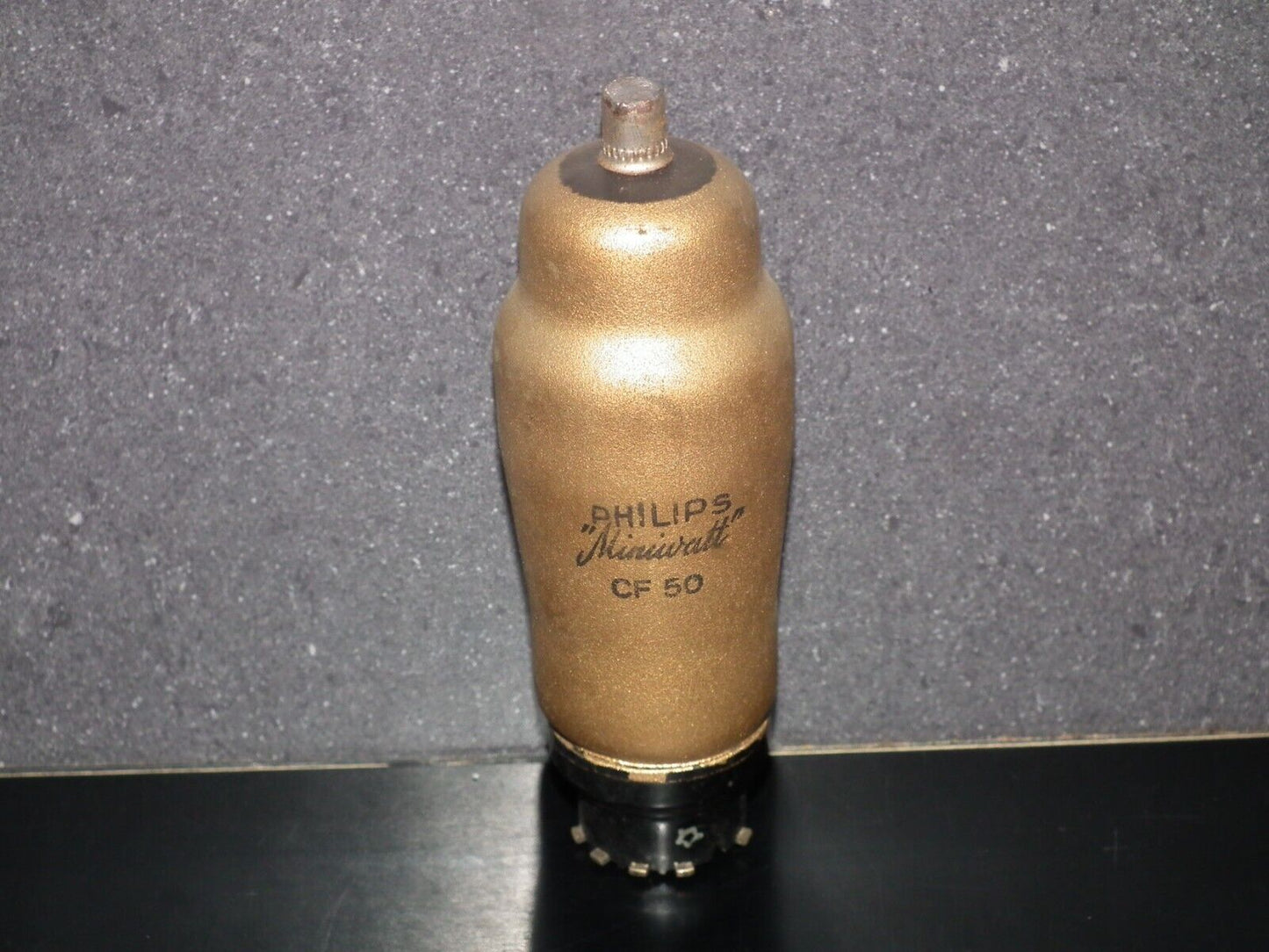 CF50 Philips low noise gold coated microphone pre amplifier pentode, Used tested