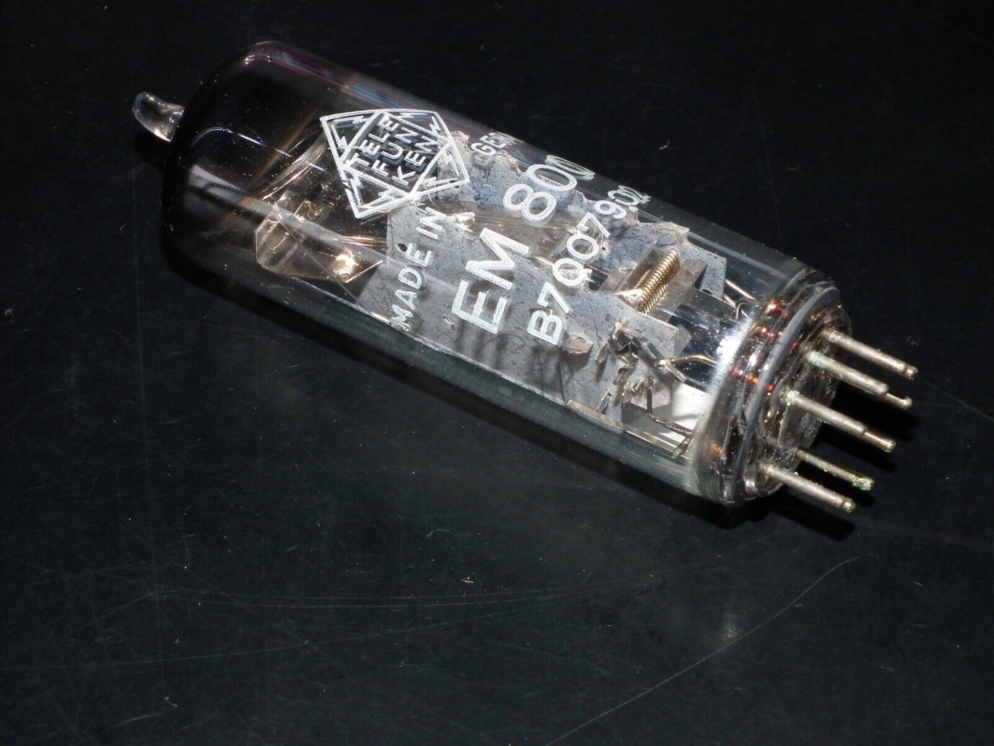 One(1 pcs) Telefunken EM800 NOS NIB Tuning Indicator Tube Magic Eye Diamond BTTM