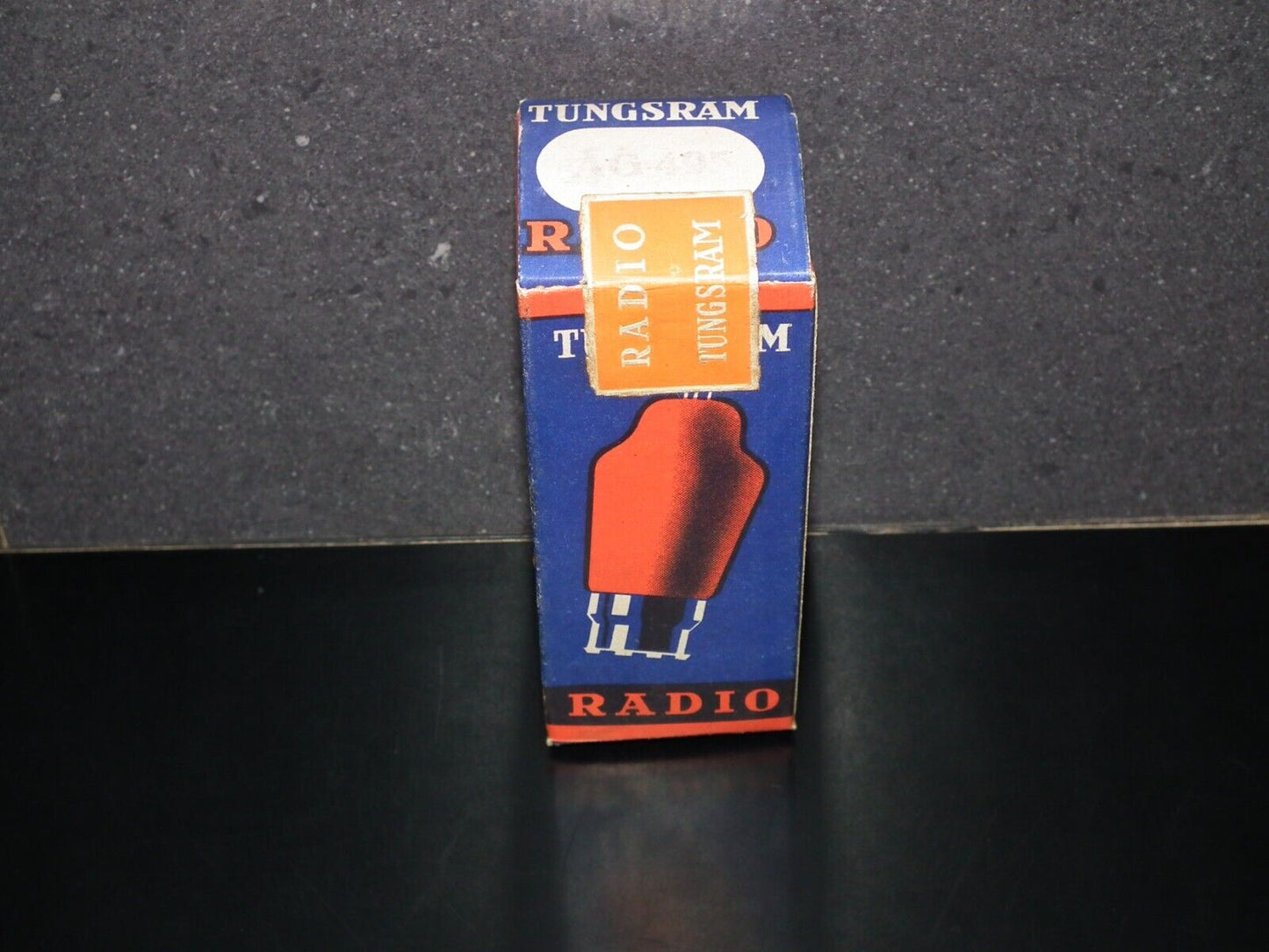 One (1 pcs) AG495 Tungsram REN904 NOS NIB