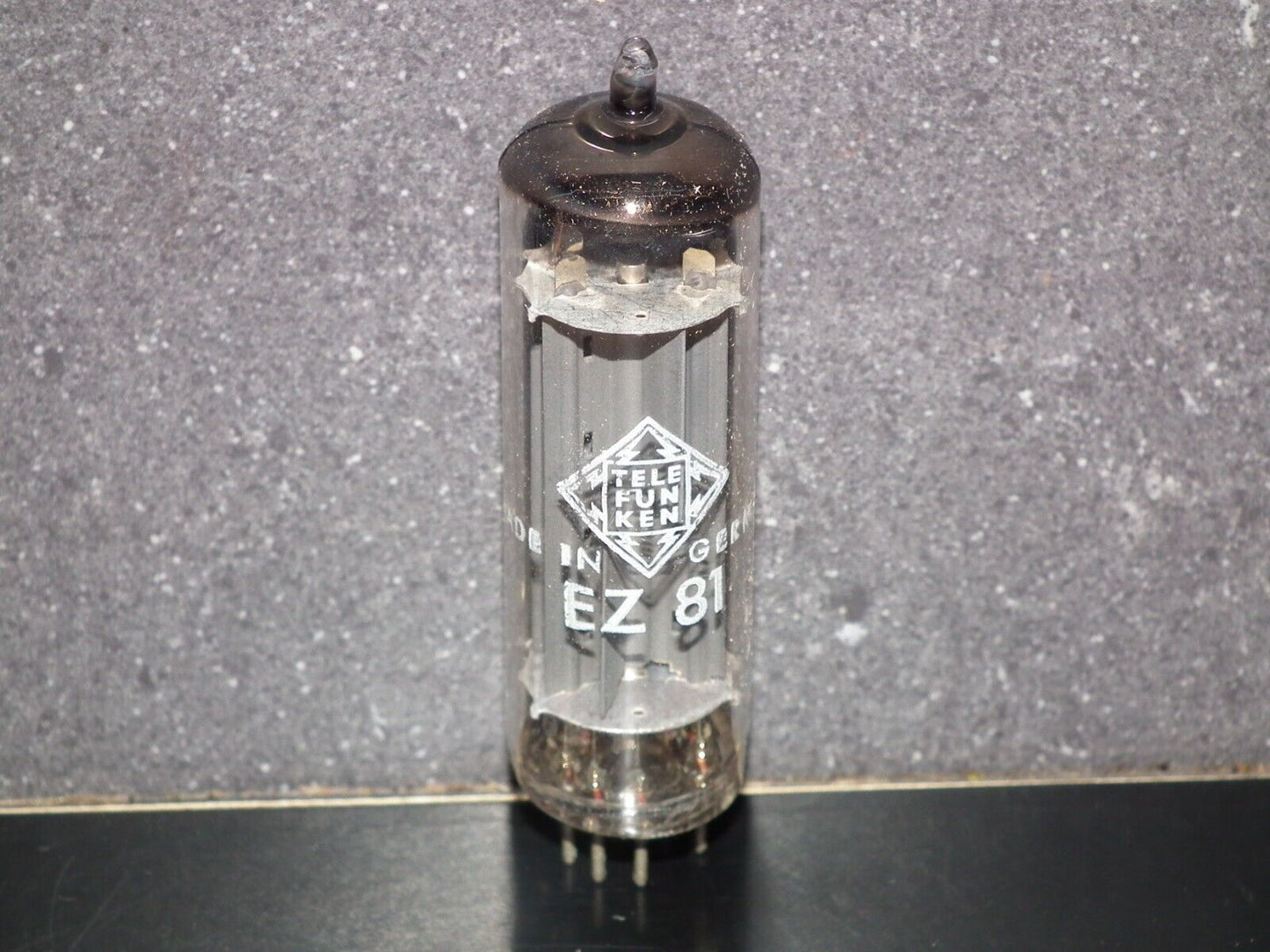 EZ81 Telefunken 6CA4 NOS NIB Made by Mullard, Blackburn in 1967