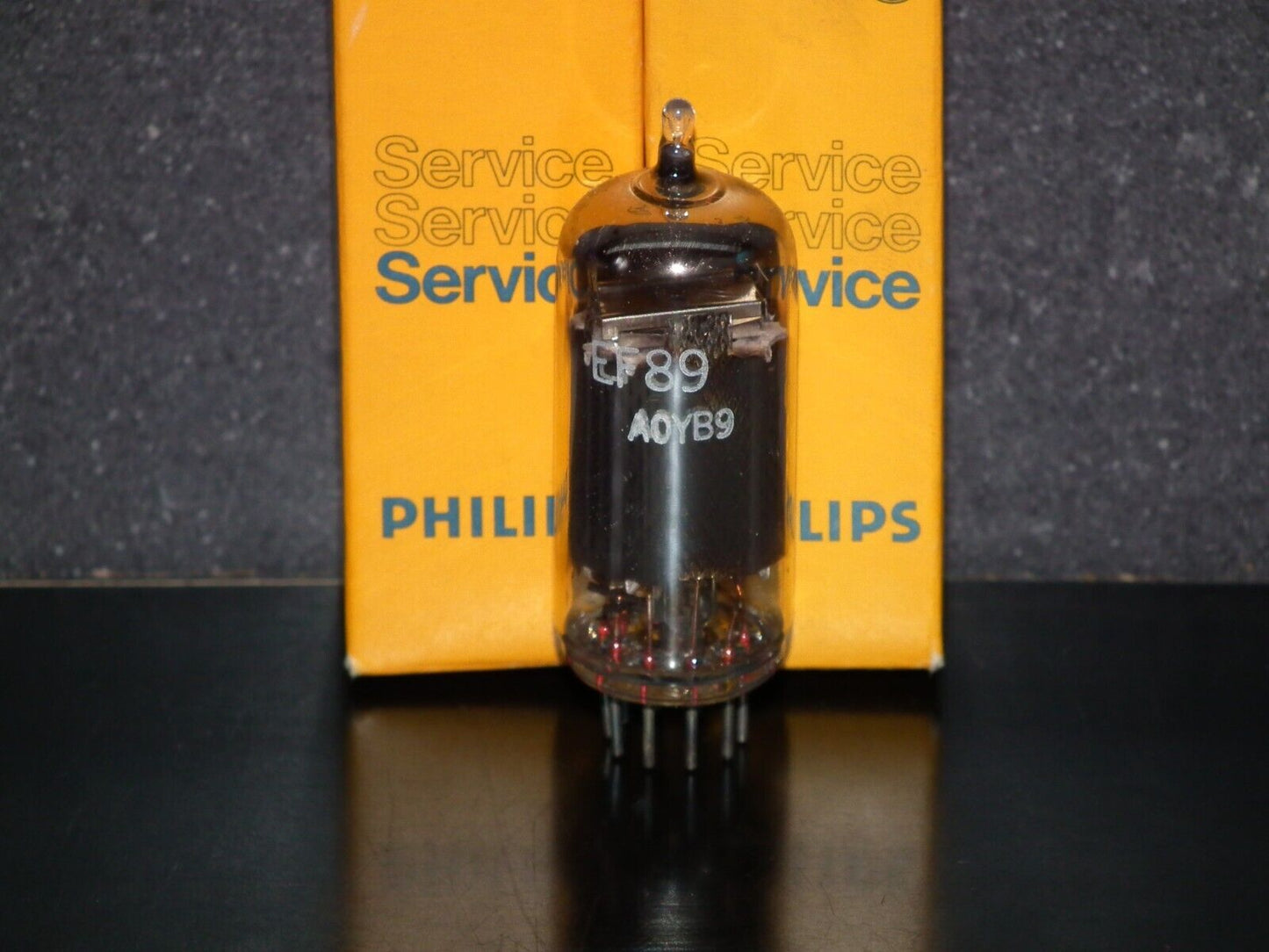 EF89 Philips NOS NIB