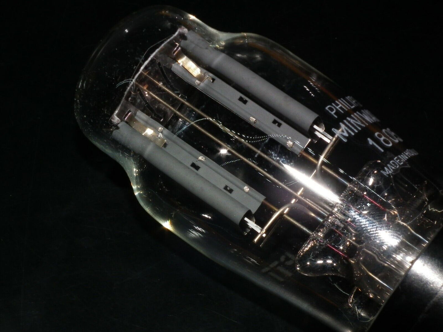 1805 Philips rectifier NOS NIB, old type, square getter, made in Holland