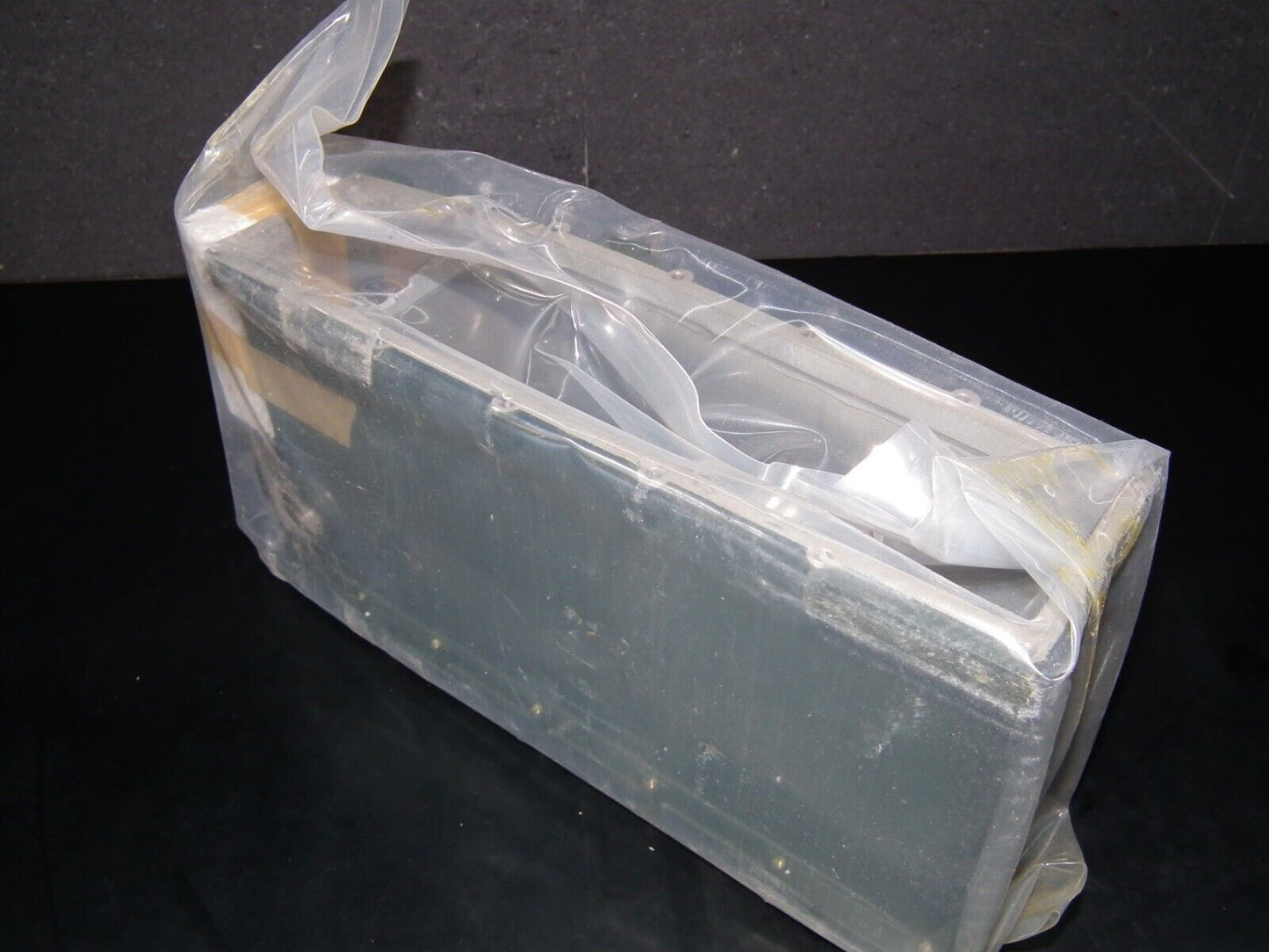 NOS CLANSMAN PRC320 PRC 320 PRC-320 MAIN BODY CASE 5820 99 622 8225 Sealed!!!